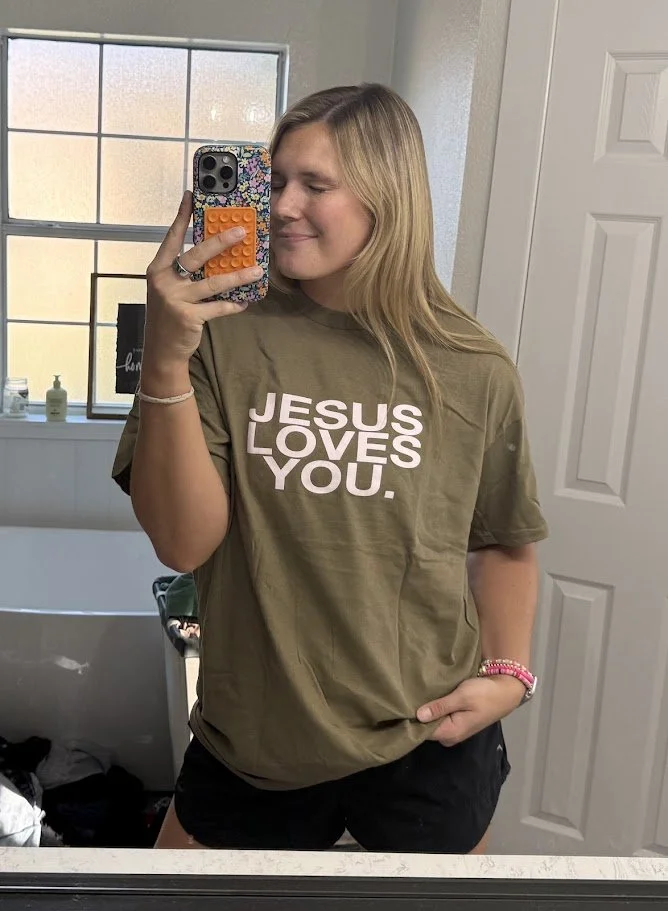 Jesus Loves You  - Green