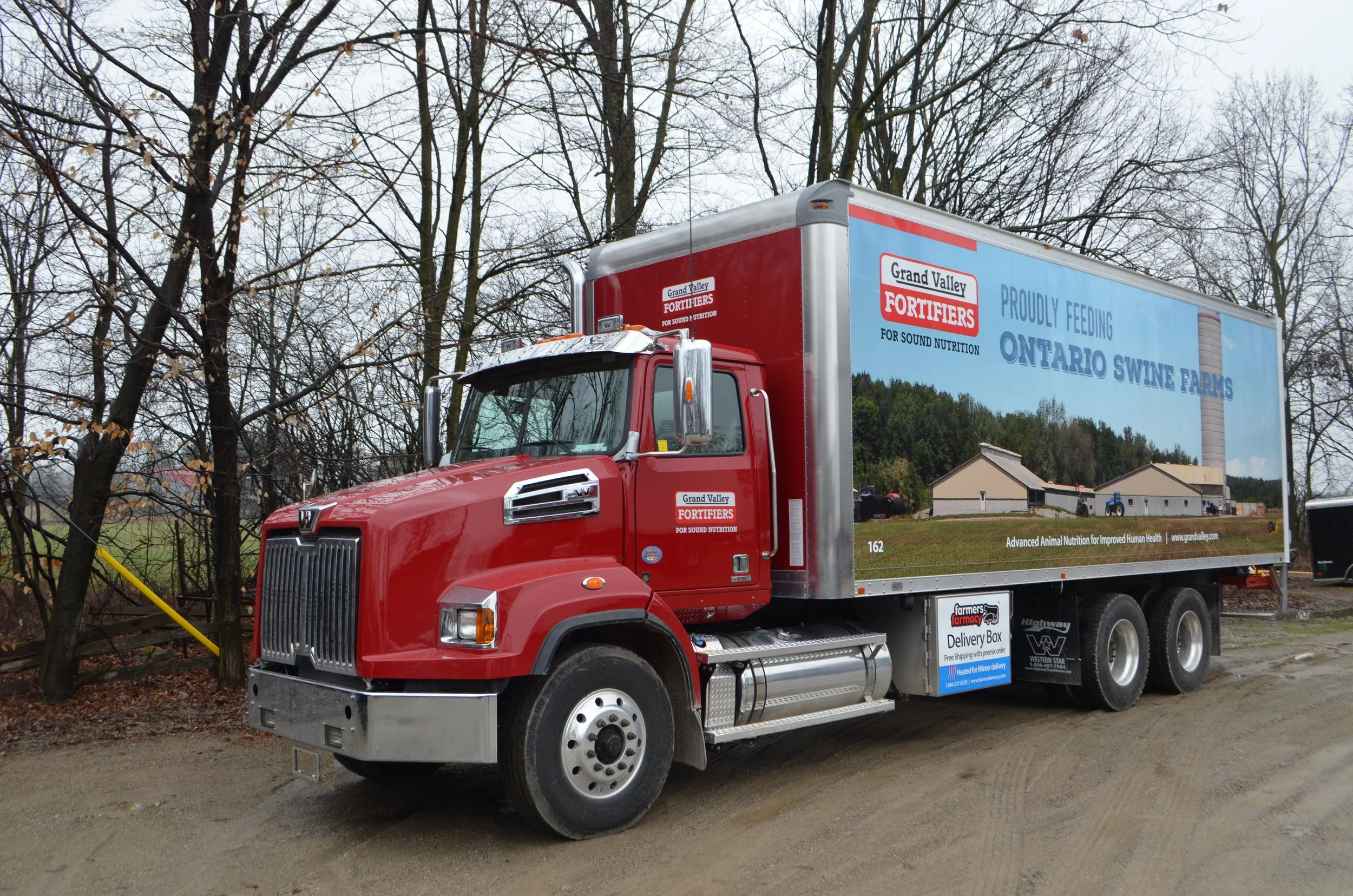 Grand Valley Fortifiers Canadian swine Producers box truck 3M wrap 