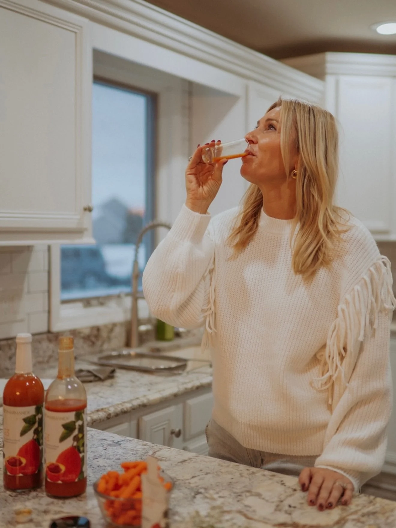 Tonight I&rsquo;m opening my home 6&ndash;9 PM for laughs, connection, and complimentary health score scans &hellip; just real data for your own awareness. Stop by say hi! 👋 

Charcuterie board ✔️
Glass of wine ✔️
Superfruit G3, collagen, and gut he