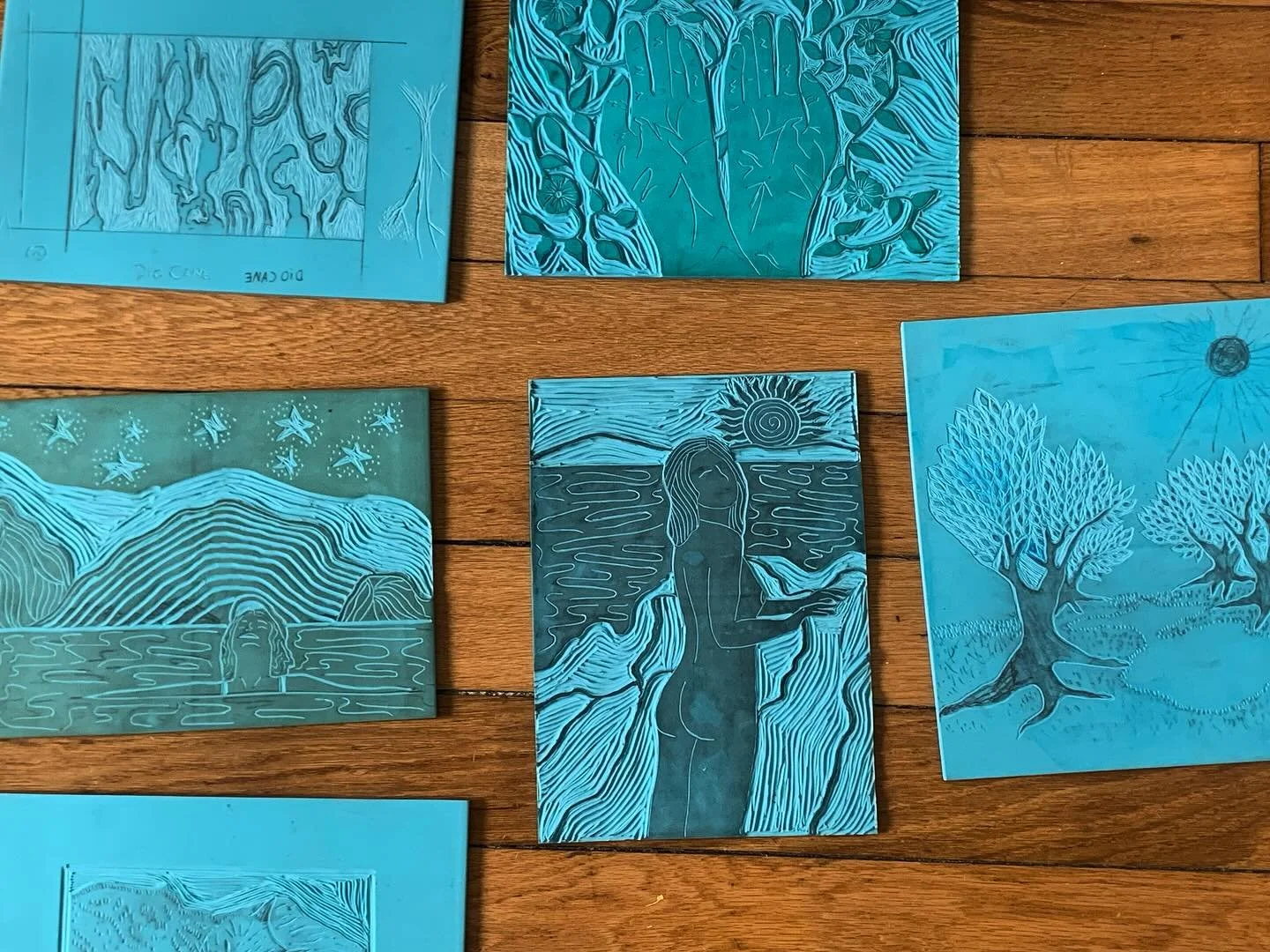 carving out the image is so satisfying and in itself such a magic part of the process 🍃