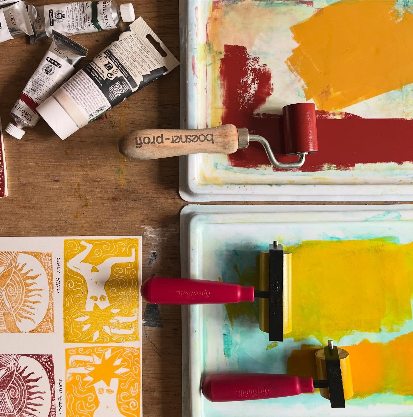 Trying to expand my color palette but first gotta play! 🌻🌊