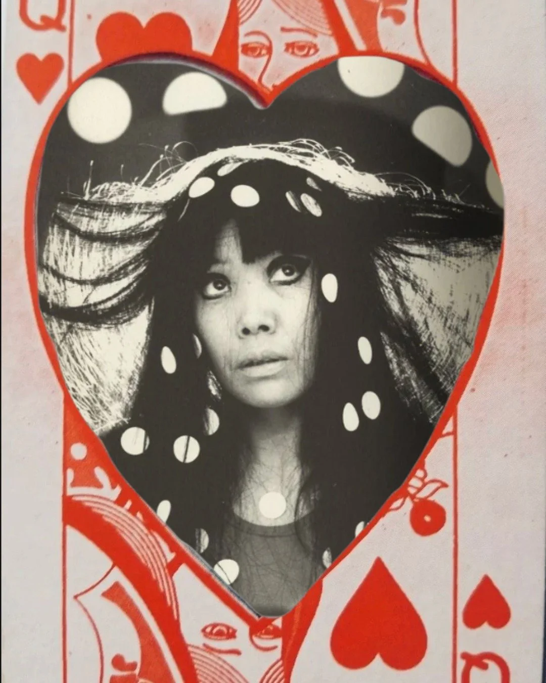 a gift fit for a queen 🂽

stills from I Like Myself by @yayoikusama.dots, 1st Edition. 

(1) available at the link in the bio 🐀❤️🔗
.
.
.
.
#YayoiKusama #QueenOfHearts #ArtBookCollector #RareBooks #ValentinesDay2026 #1stEdition #KusamaDots #SelfLov