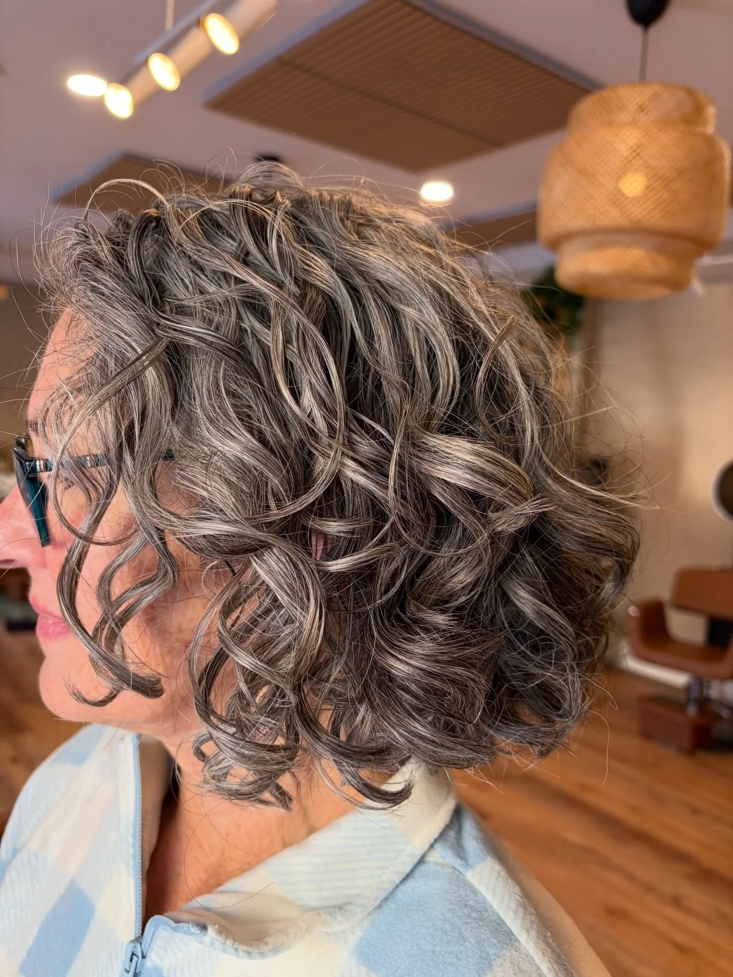 Healthy curls > everything else 🌀✨

#CurlSpecialist #CurlyCut #CurlyHairLove #CurlEducation #CurlStylist