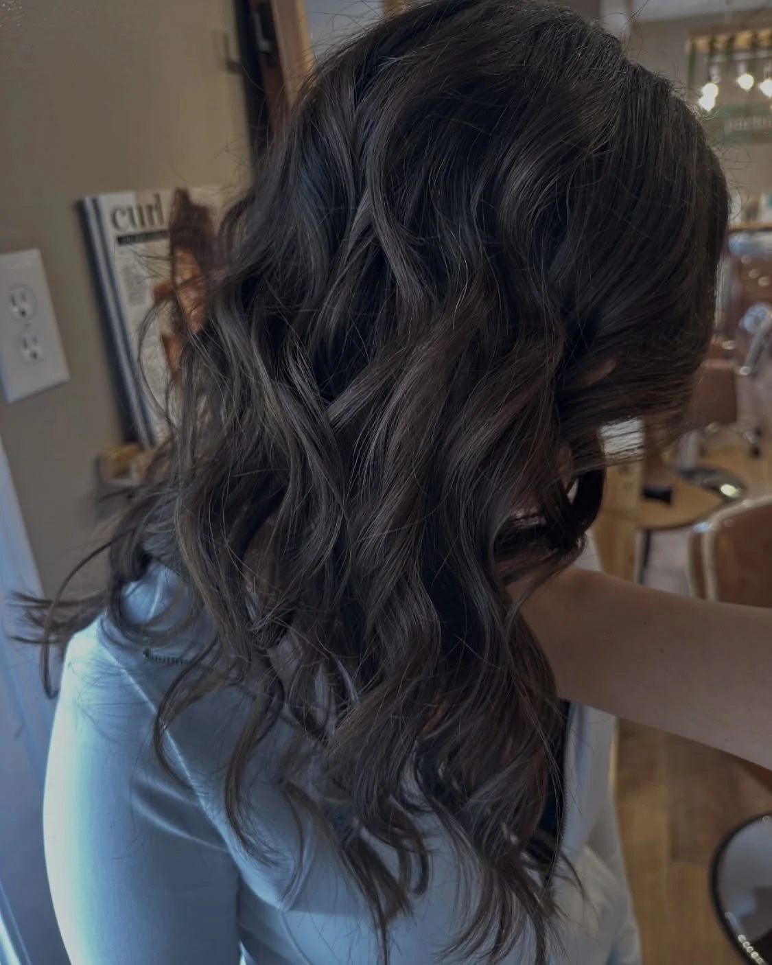 My pretty girl 🥰😚

#highlights #naturalhair #hairstylist #rochesterny #rocny #brunettedoitbetter #amikastylingproducts