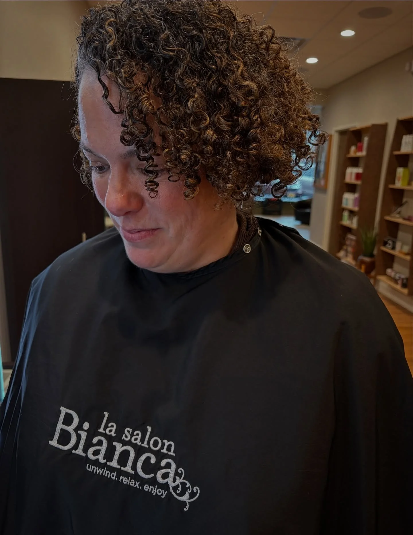 Curls for days with this one ☝️ 

All appointments made in April will have 20% off the service. Link is in my bio 💕💕

#curlygirlsrock #curlystylistrochesterny #curlyhairdontcare