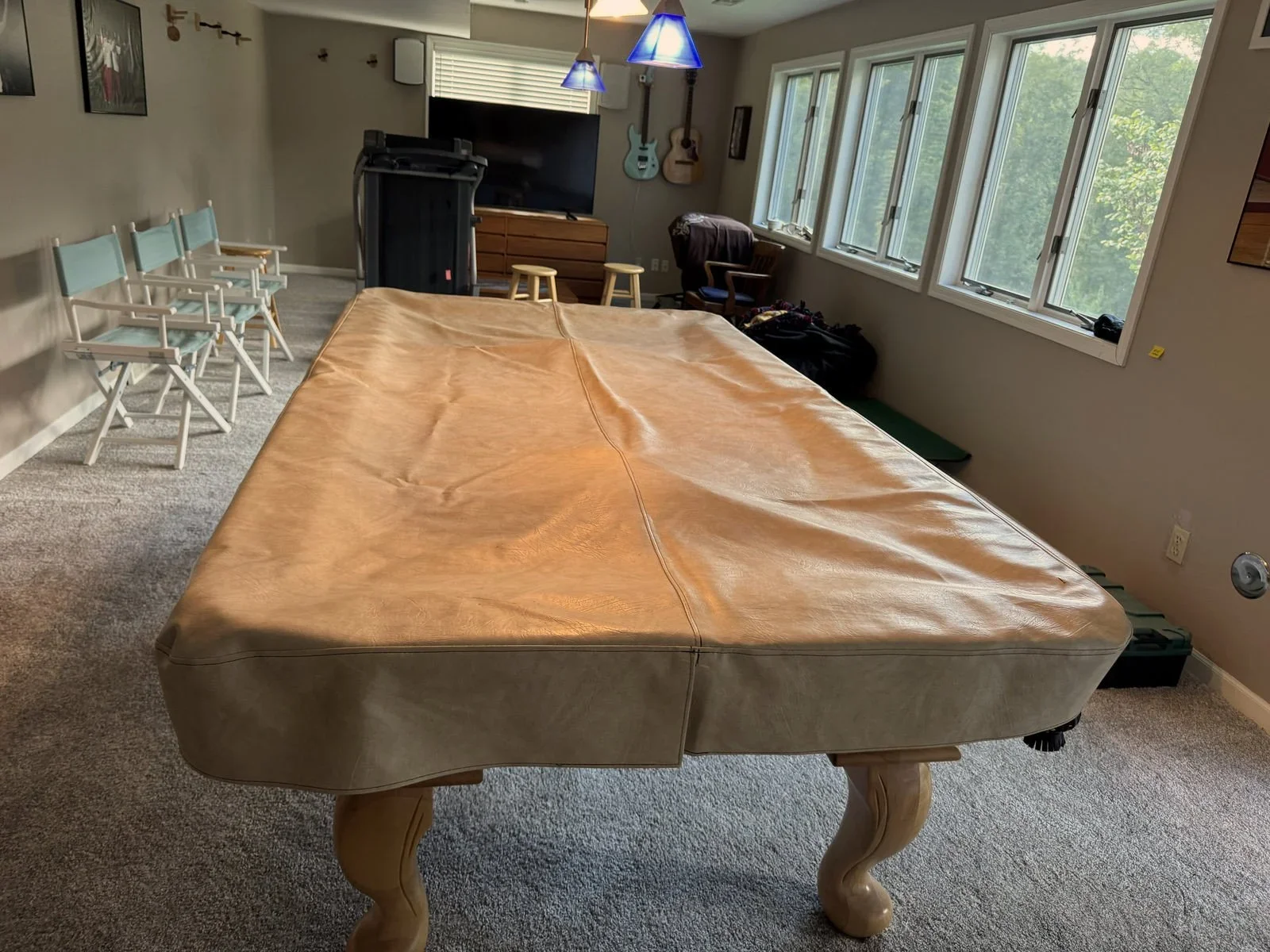 Pool table moving service in Cedar Rapids, IA