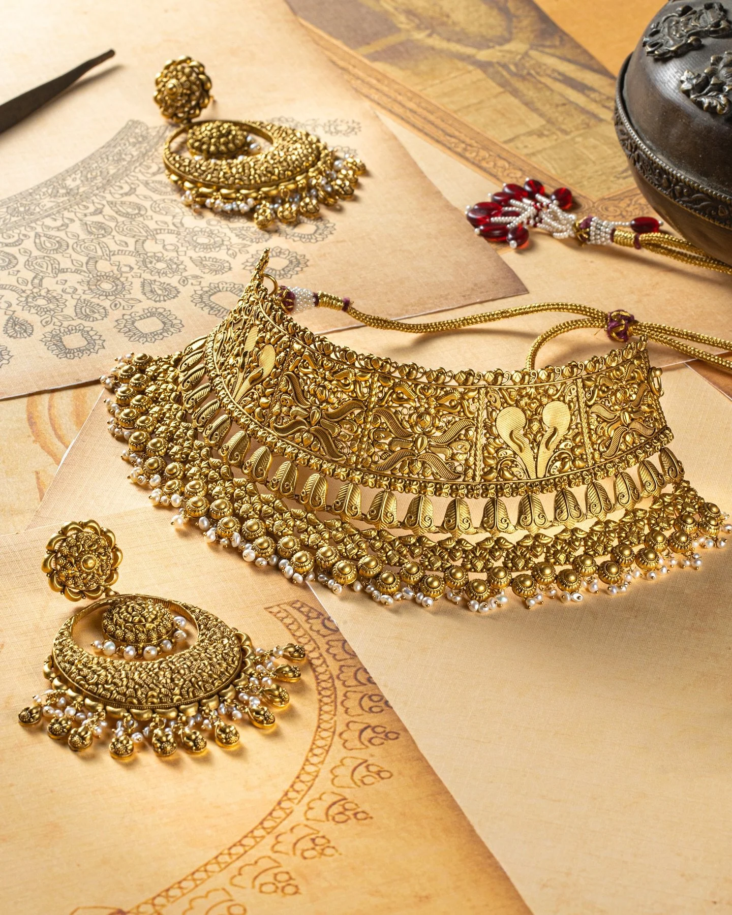 Timeless shine, captured flawlessly ✨💍

Hi, I&rsquo;m Showmo &mdash; Photographer, Filmmaker &amp; Post-Production Artist. 📸 I capture, craft, and color your moments to tell unforgettable visual stories.

🌟 What I Offer:
📷 Professional Photograph