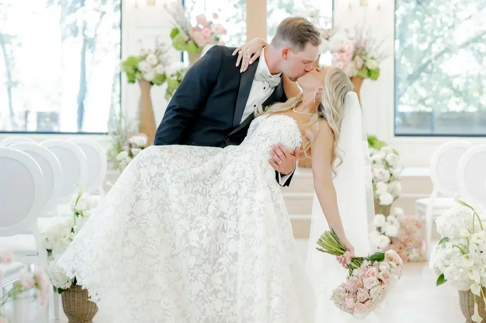 Designing Your Dream Day: What to Look for in a Premier DFW Wedding Venue