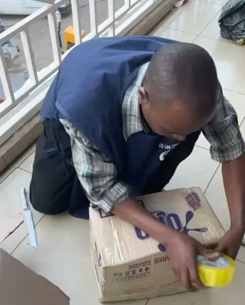 Sending two DHL packages with total 17 kgs green samples the day before a week long holiday in Rwanda was certainly an adventure! Thank goodness Artisan&rsquo;s Rwanda logistics lead Alice NSHUTI @aly_sandrew was handling all the details on the groun