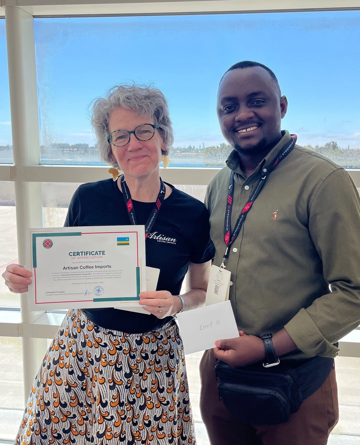 We were beyond honored to be presented this certificate at World of Coffee by Ernest Nshimyimana, Managing Director of the Dukundekawa Musasa Cooperative @dukundekawa_rw -- home to the Rambagirakawa women&rsquo;s group.⁠
⁠
Signed by Dukundekawa Presi