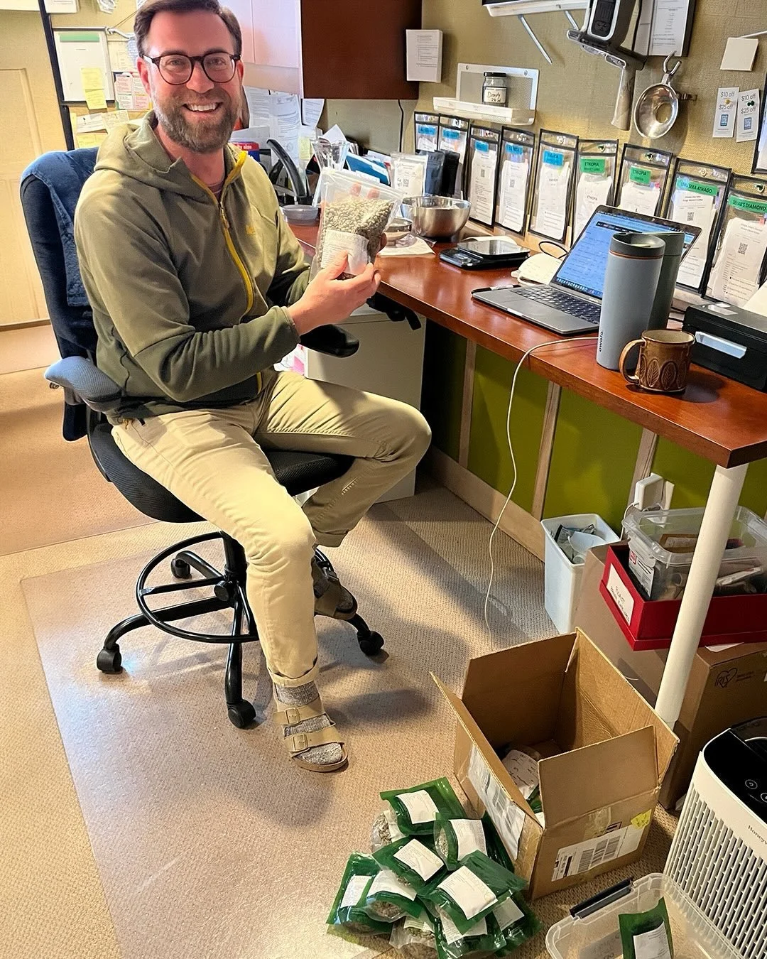 Behind-the-scenes: Have you ever thought about what it takes to get samples from origin to a cupping table? It's a lot.⁠
⁠
Thanks to team members like Matt Hayes, they do get here! Matt may work for days and weeks sometimes to cajole, understand, arr
