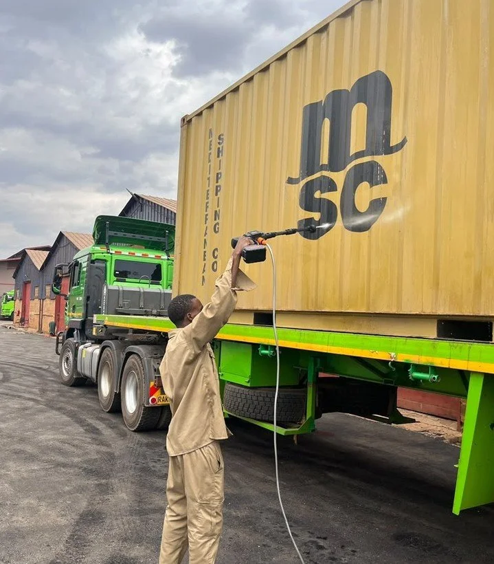 Here, a second Artisan container undergoes an overnight water test at the Prime International shipping yard in Kigali before it heads to port.⁠
⁠
This is an important step in ensuring that the container is water-tight. Wetting is the most frequent re