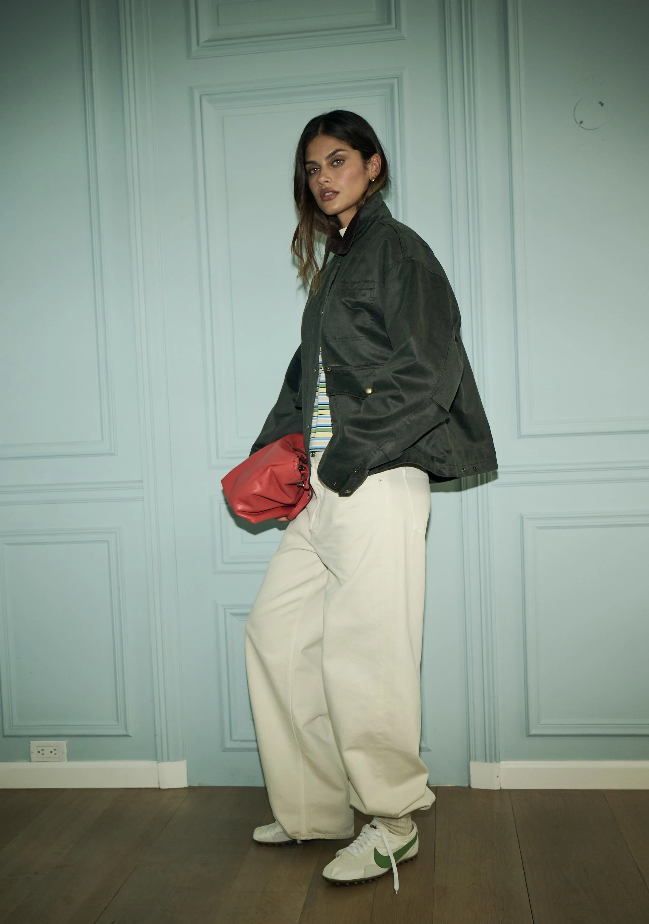 REVOLVE EDITORIAL