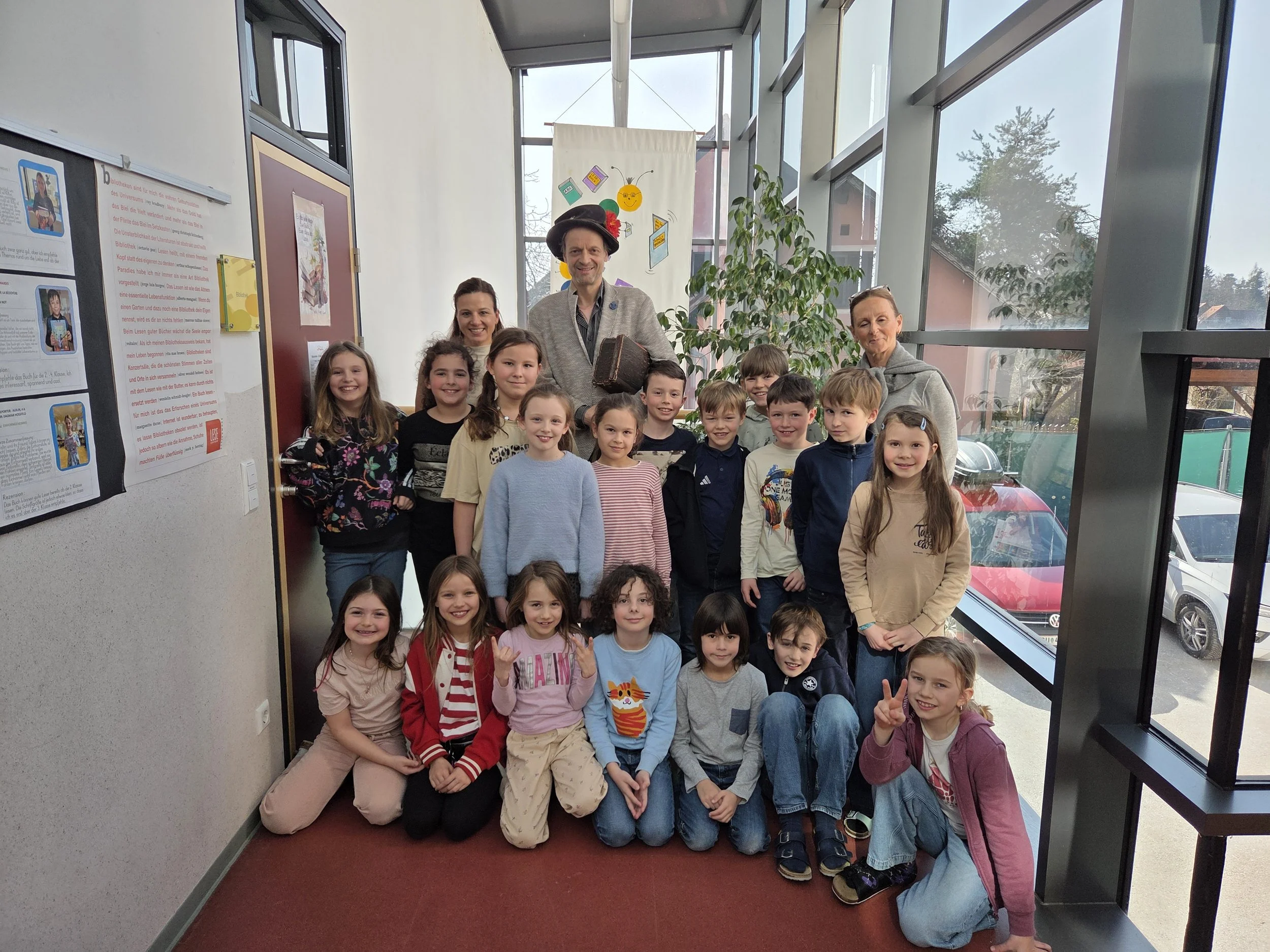 Kinder spenden für die Roten Nasen