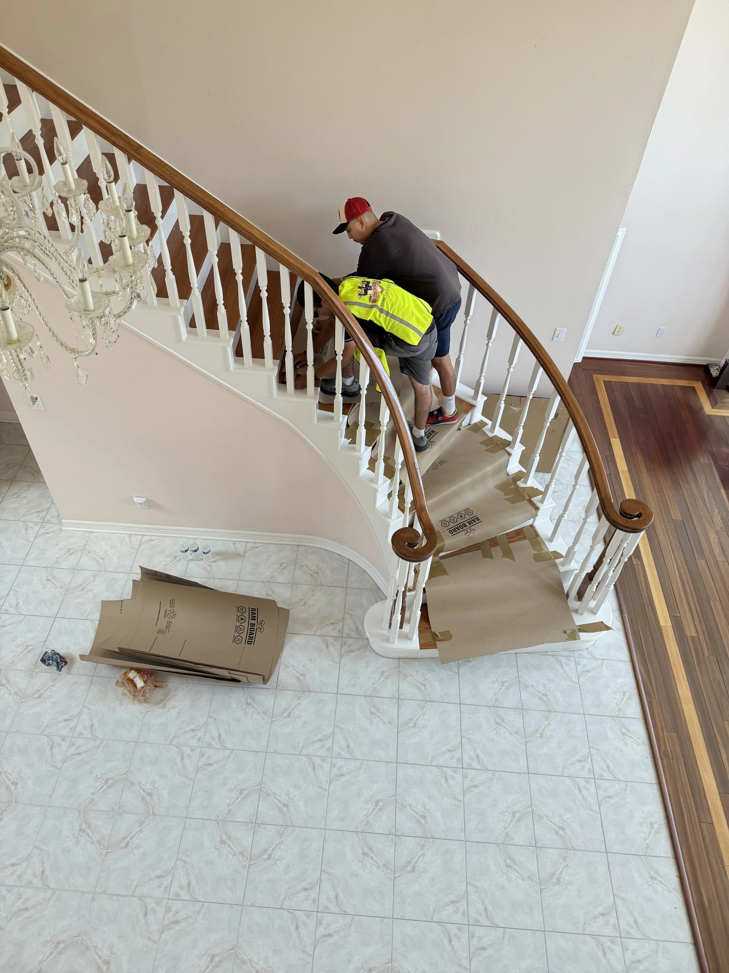 Houston Fitness Equipment Movers – Protected Stairway Move