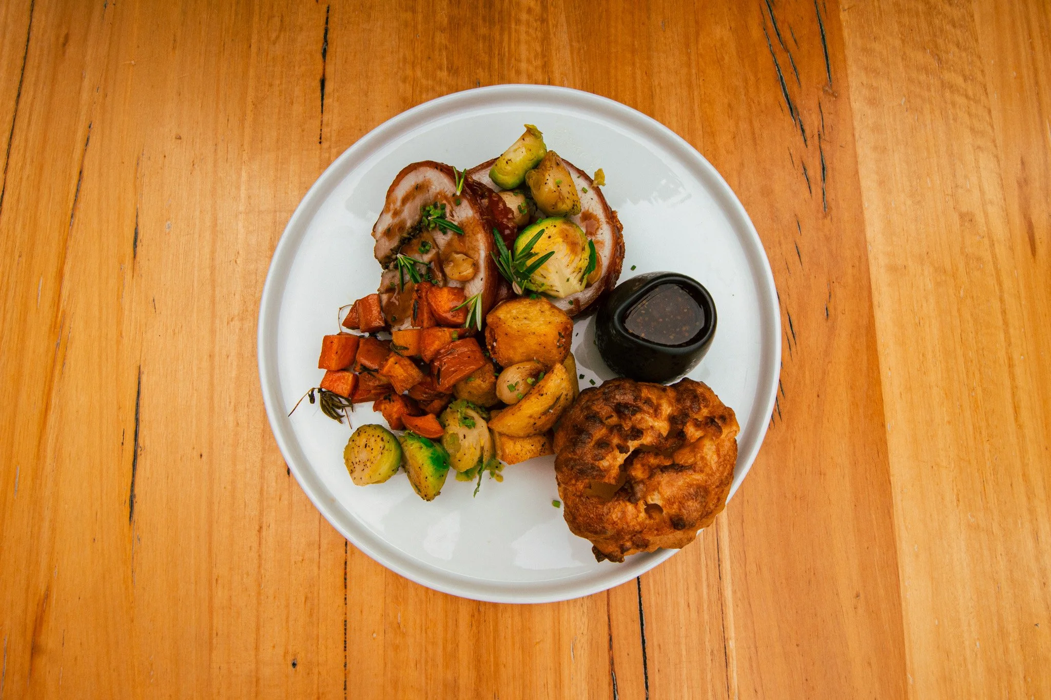 Sunday Roast + Father&rsquo;s Day = Double Trouble 🍖👨&zwj;👧&zwj;👦
Turns out everyone wants to treat Dad to gravy and crispy potatoes &mdash; our Sunday night roast is nearly booked out!
But don&rsquo;t panic:
🥔 We&rsquo;ve opened up early bookin