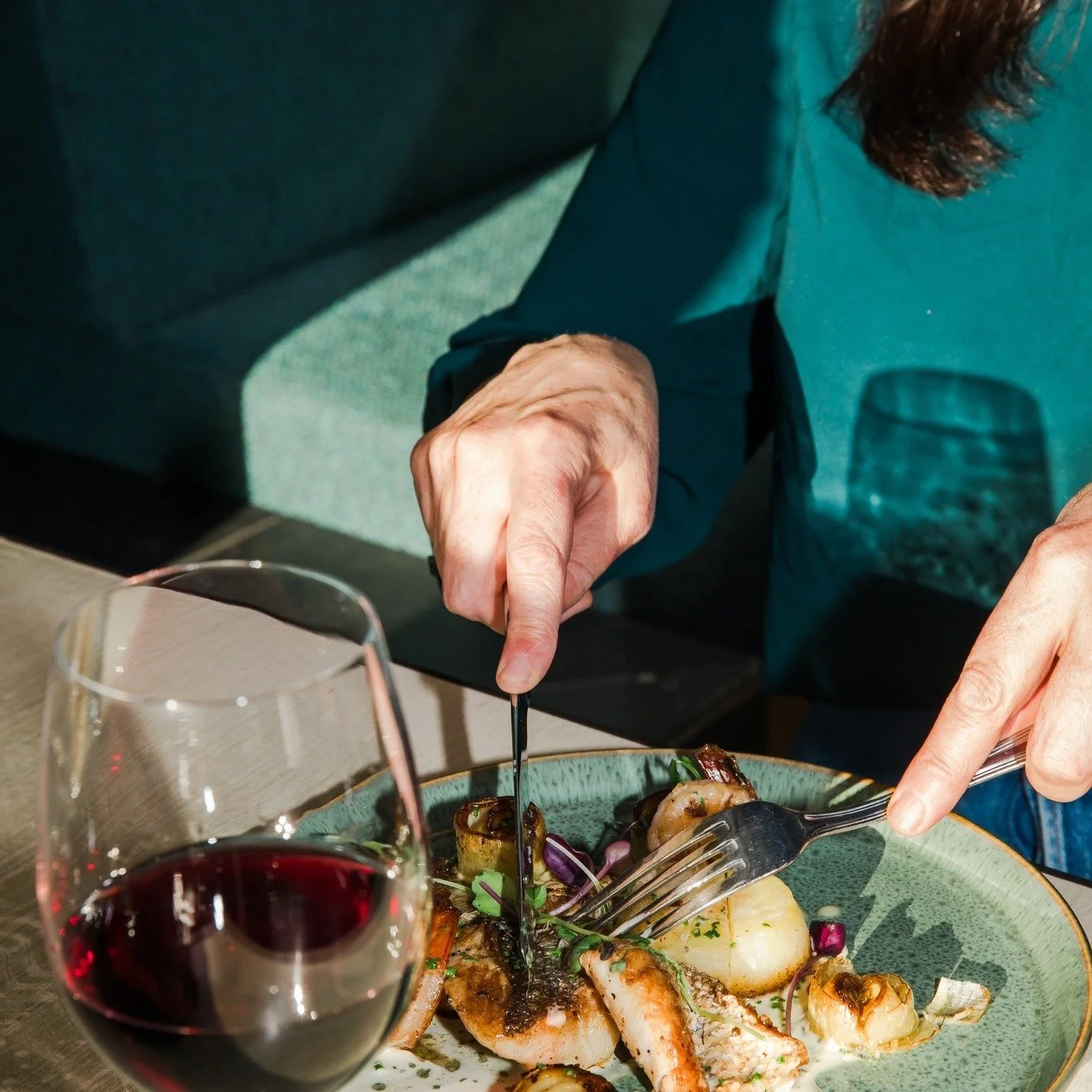 Market fish, pan-seared and fresh from the source.
Fondant potato &mdash; slow-cooked, golden, and rich.
Prawns in beurre blanc, buttery with a citrus edge.
It&rsquo;s honest food, done right.
No fuss. Just flavour.
On the menu at Meadow.