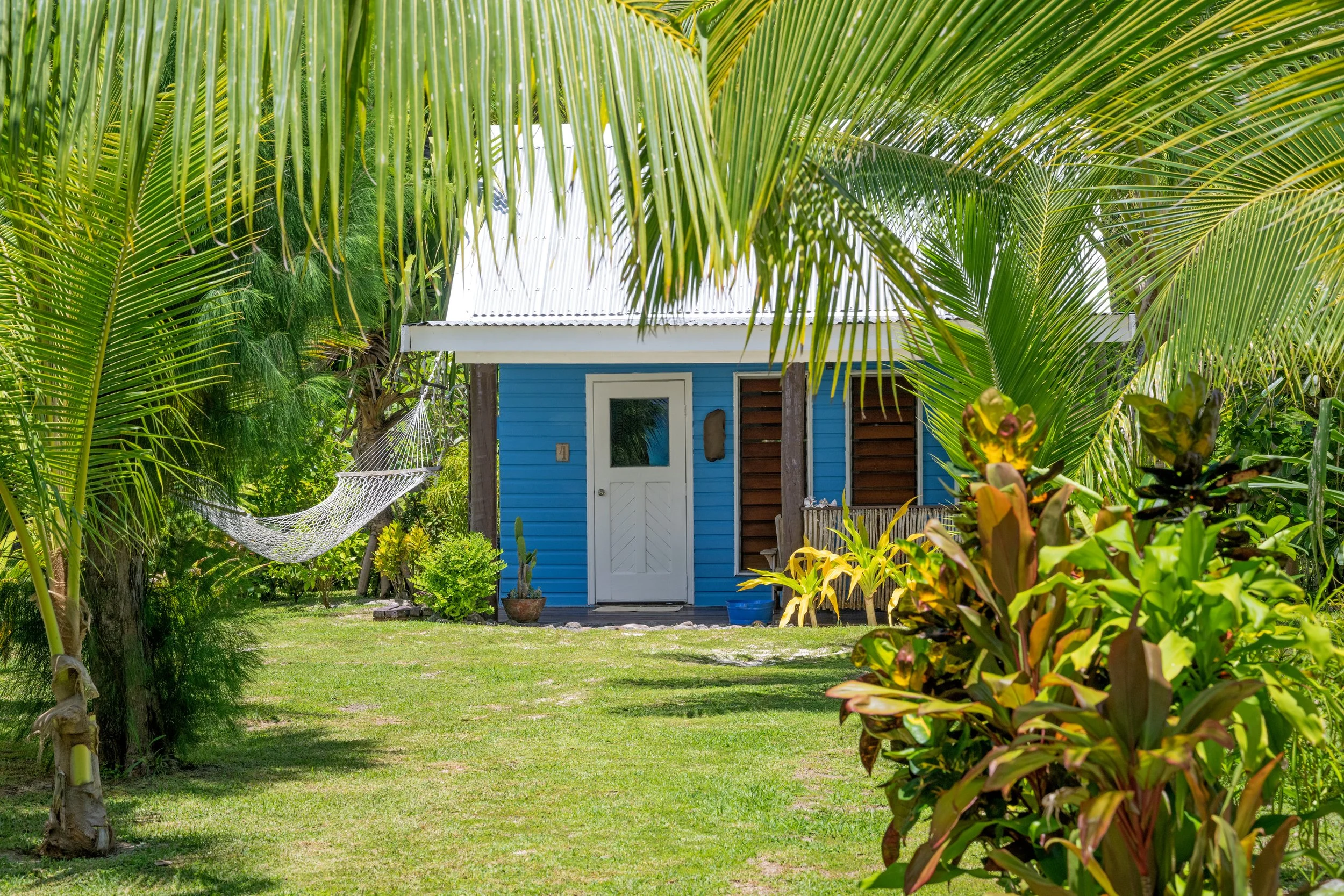 Beachview Bure Exterior.jpg