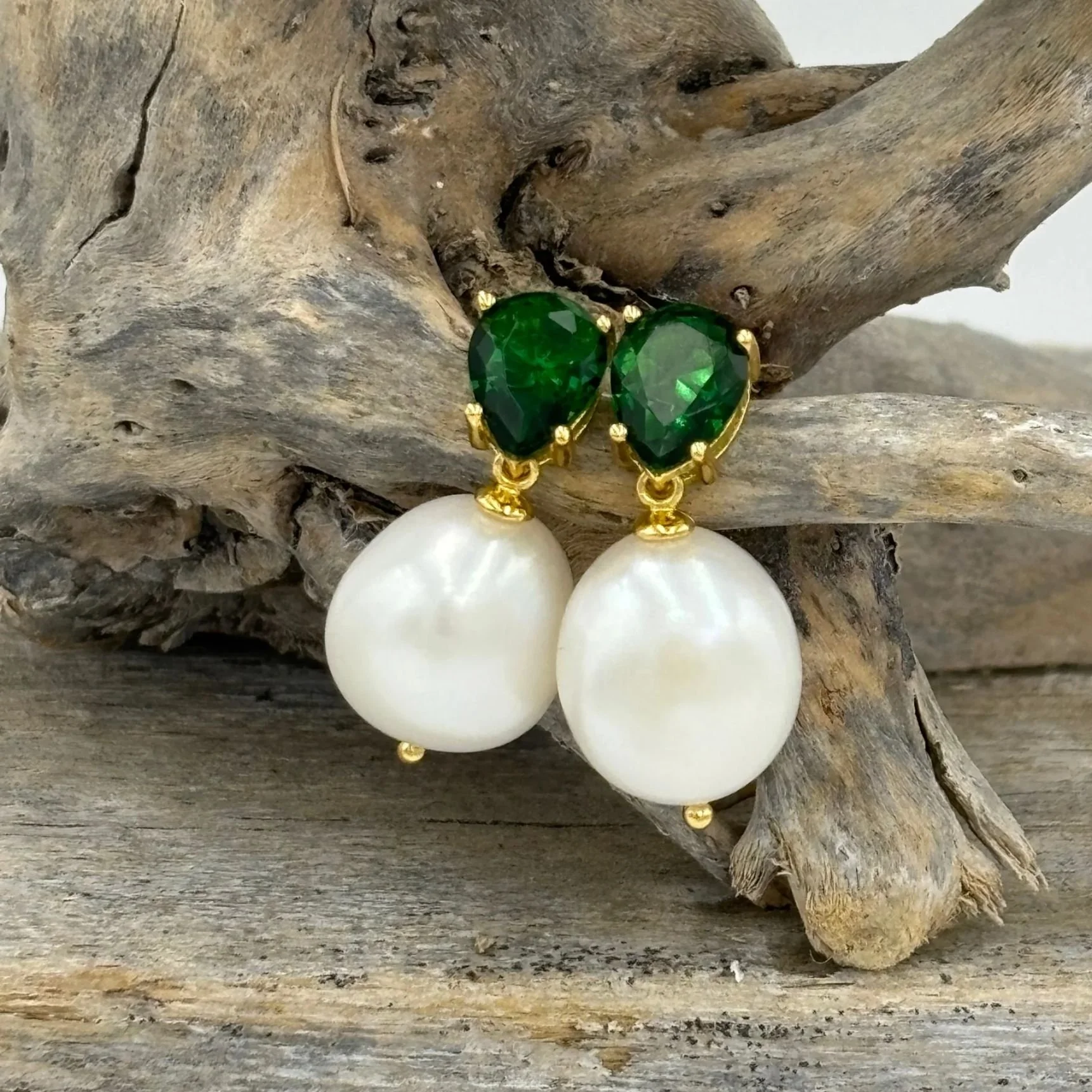 'Felicity Emerald' Freshwater Pearl Earrings