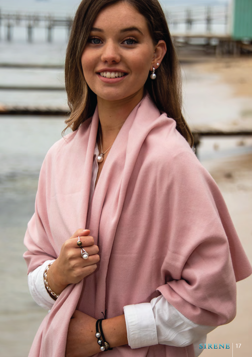 sirene-sea-pearls-south-sea-pearls-freshwater-jewellery-lookbook-17.png