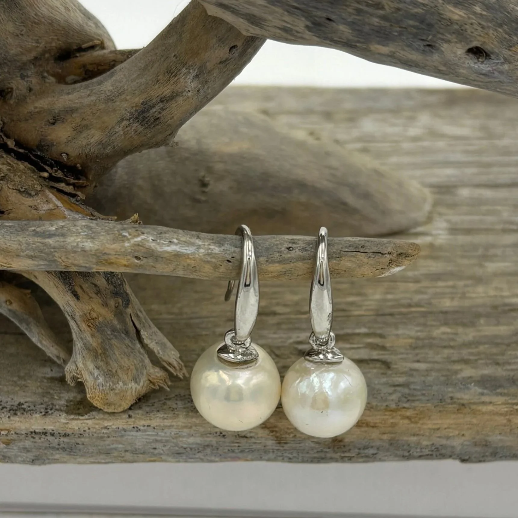'Etza' Freshwater Edison Pearl Earrings