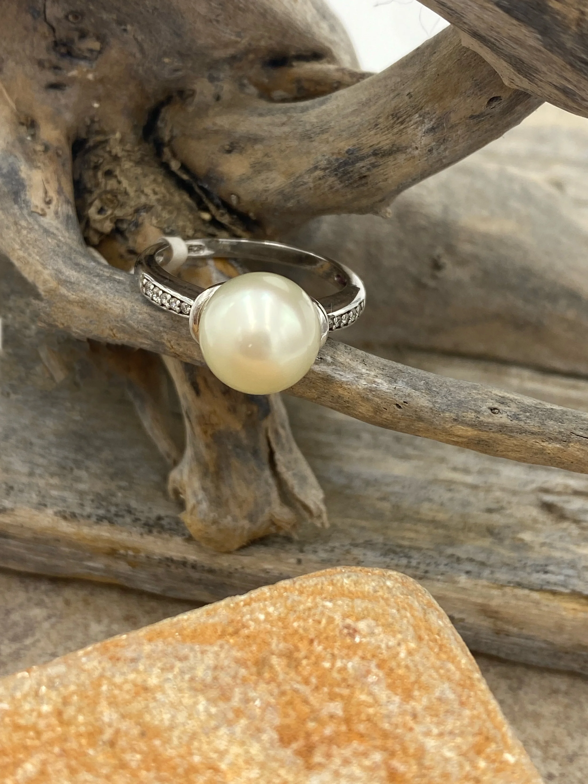 'Brigitta' Champagnen South Sea Pearl Ring