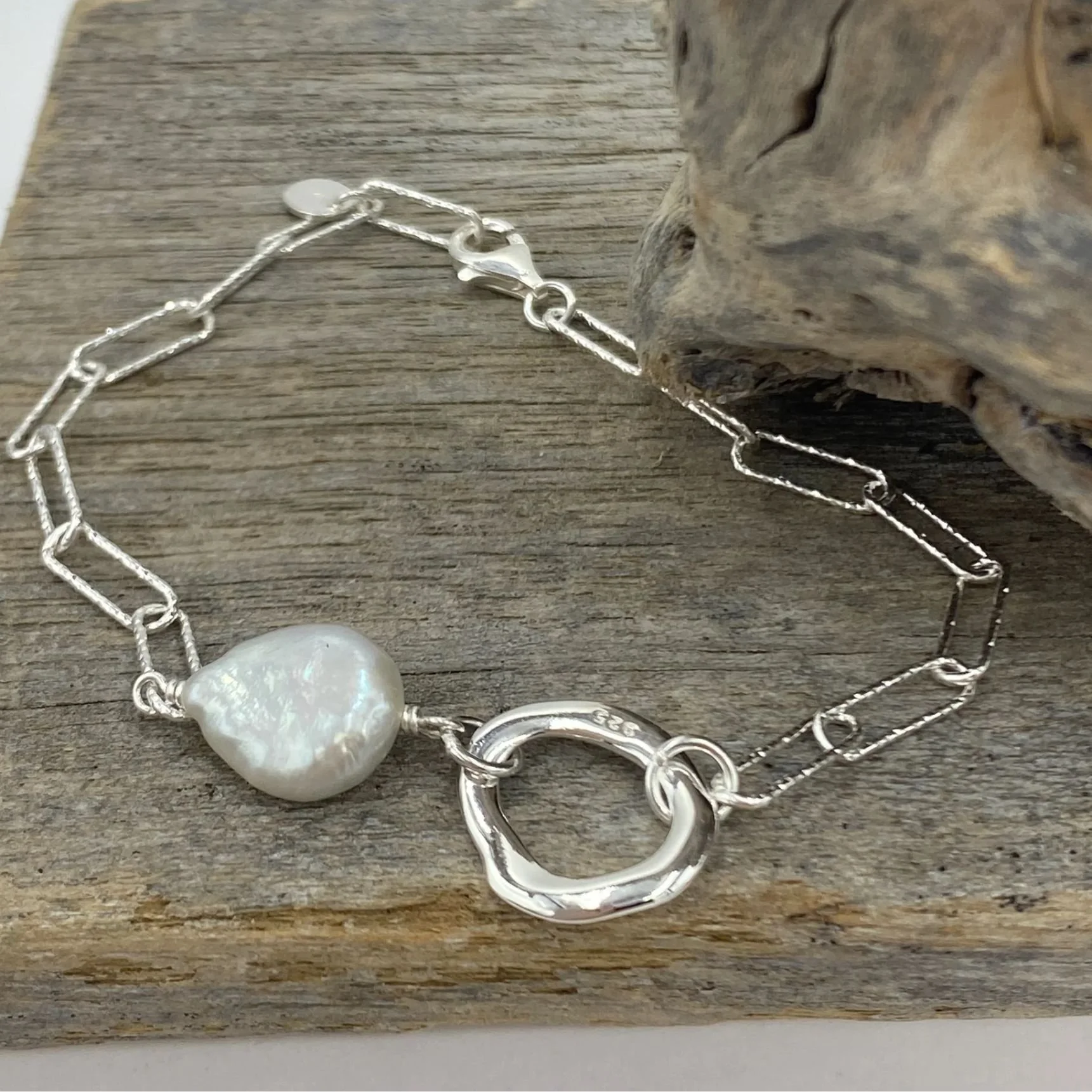 'Calana' Coin Freshwater Pearl Bracelet