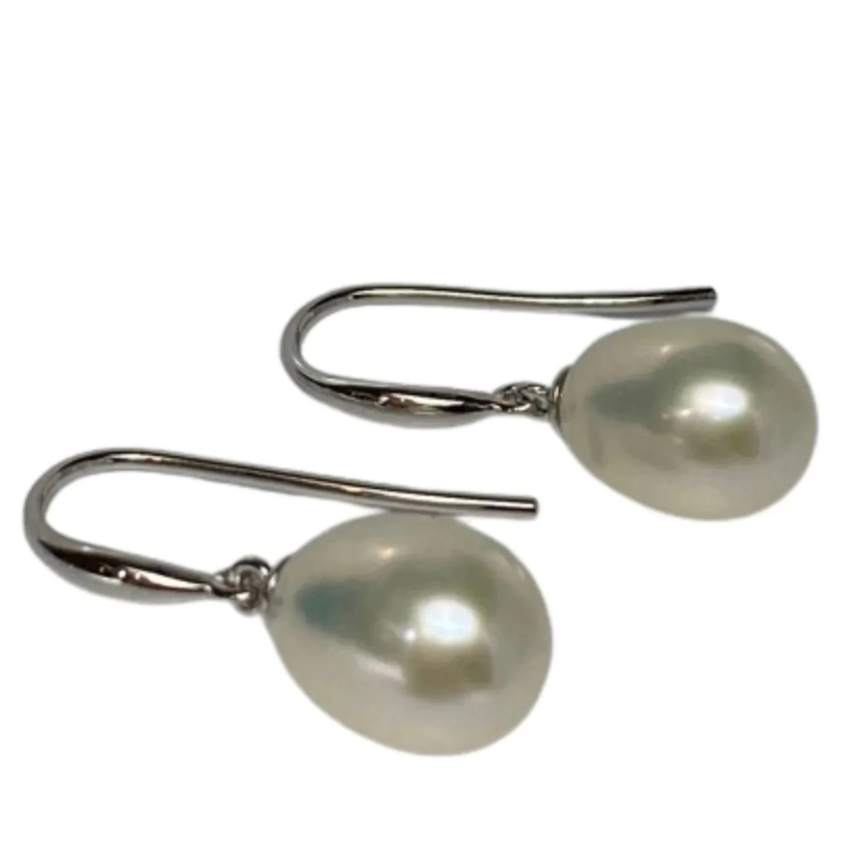'Dana' Hook Style Freshwater Pearl Earrings