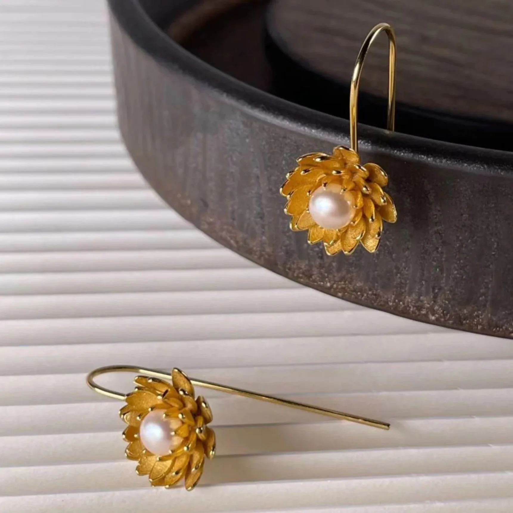 'Lotus' Freshwater Pearl Earrings