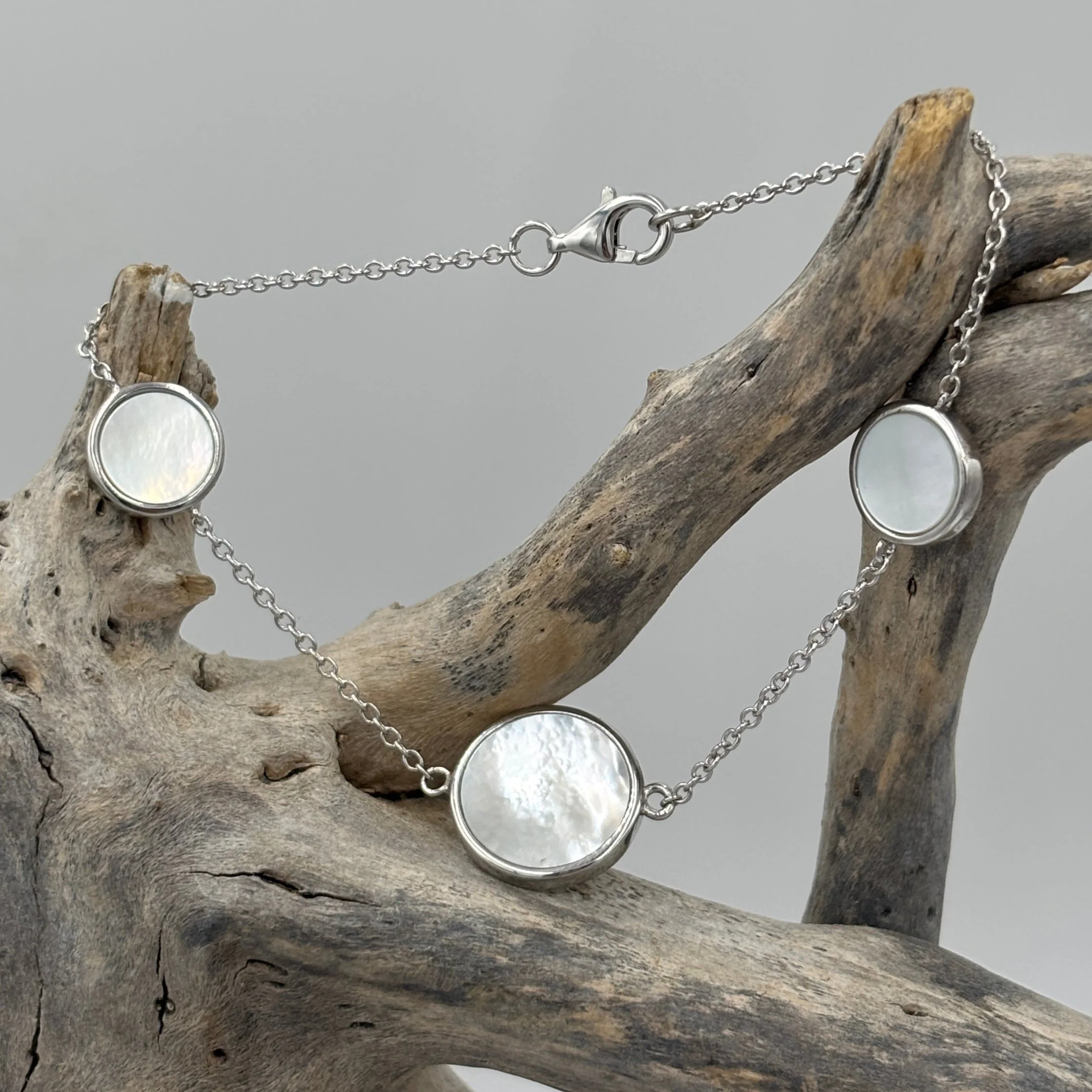 'Nola' Mother of Pearl Bracelet