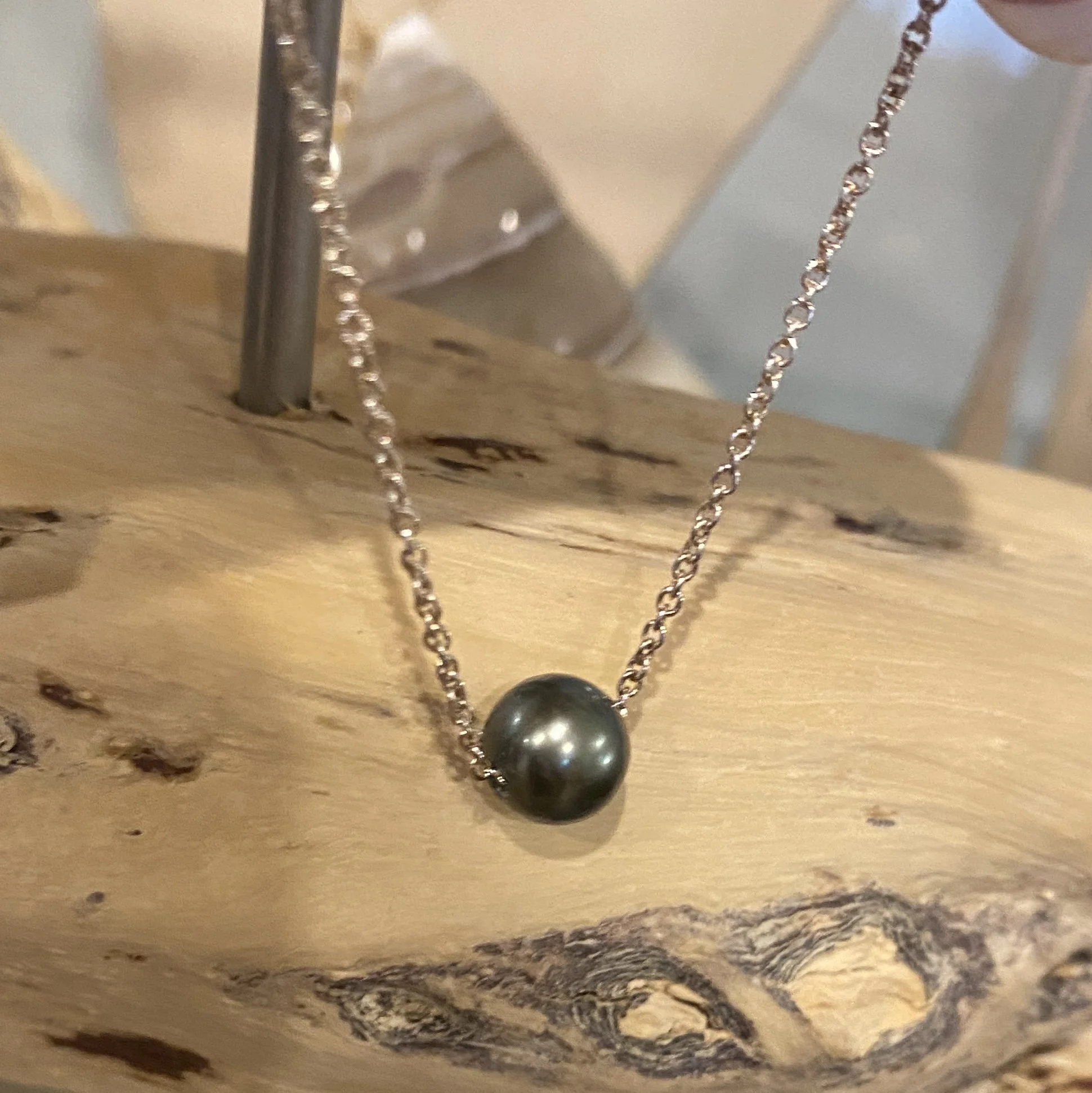 'Juna' Tahitian South Sea Pearl Slider Necklace