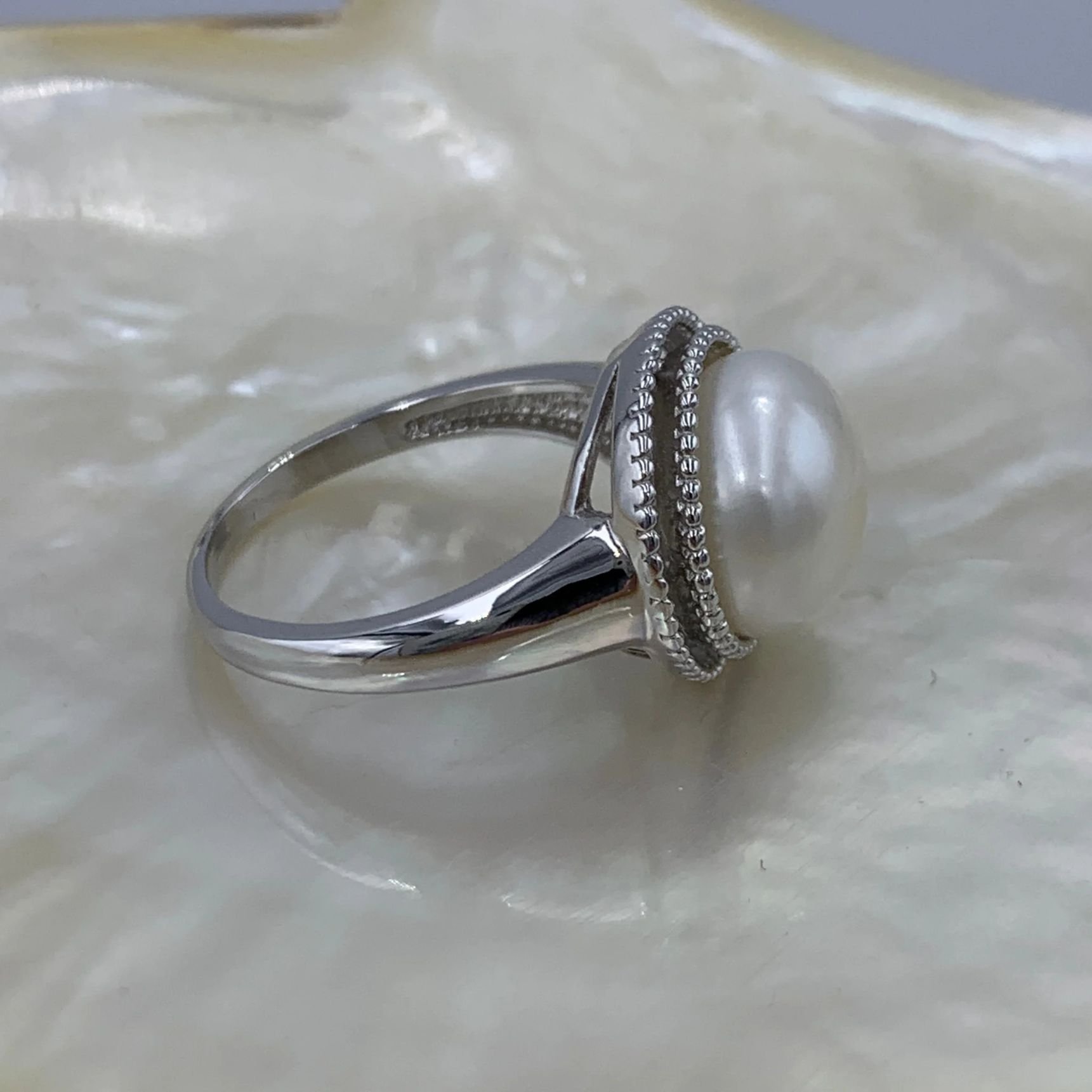'Lila' Freshwater Pearl Ring
