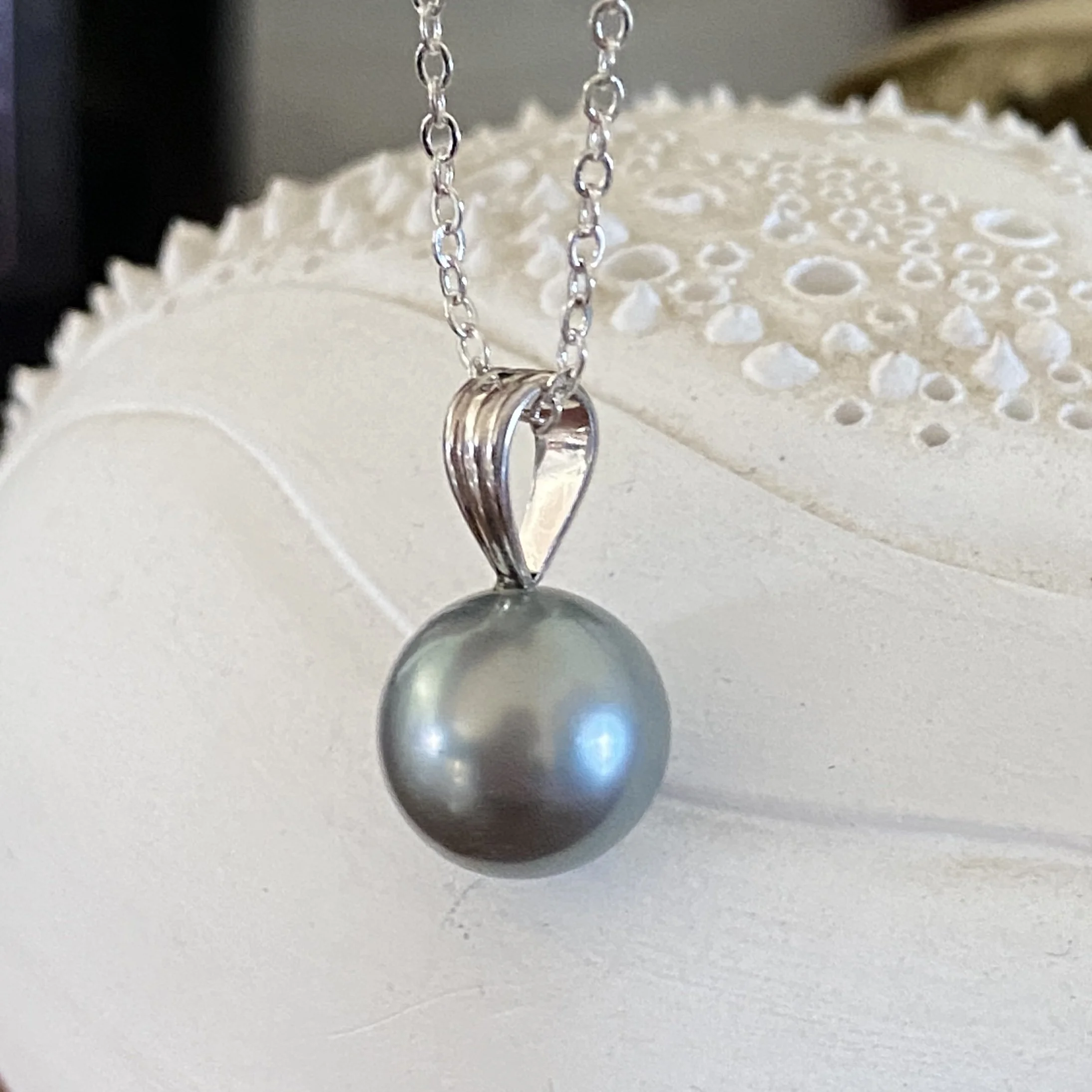 Cook Island South Sea Pearl Pendant