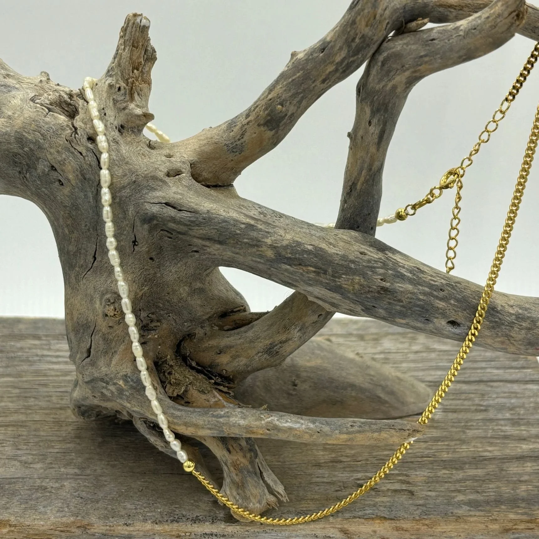 Glimmer Freshwater Pearl and chain Necklace