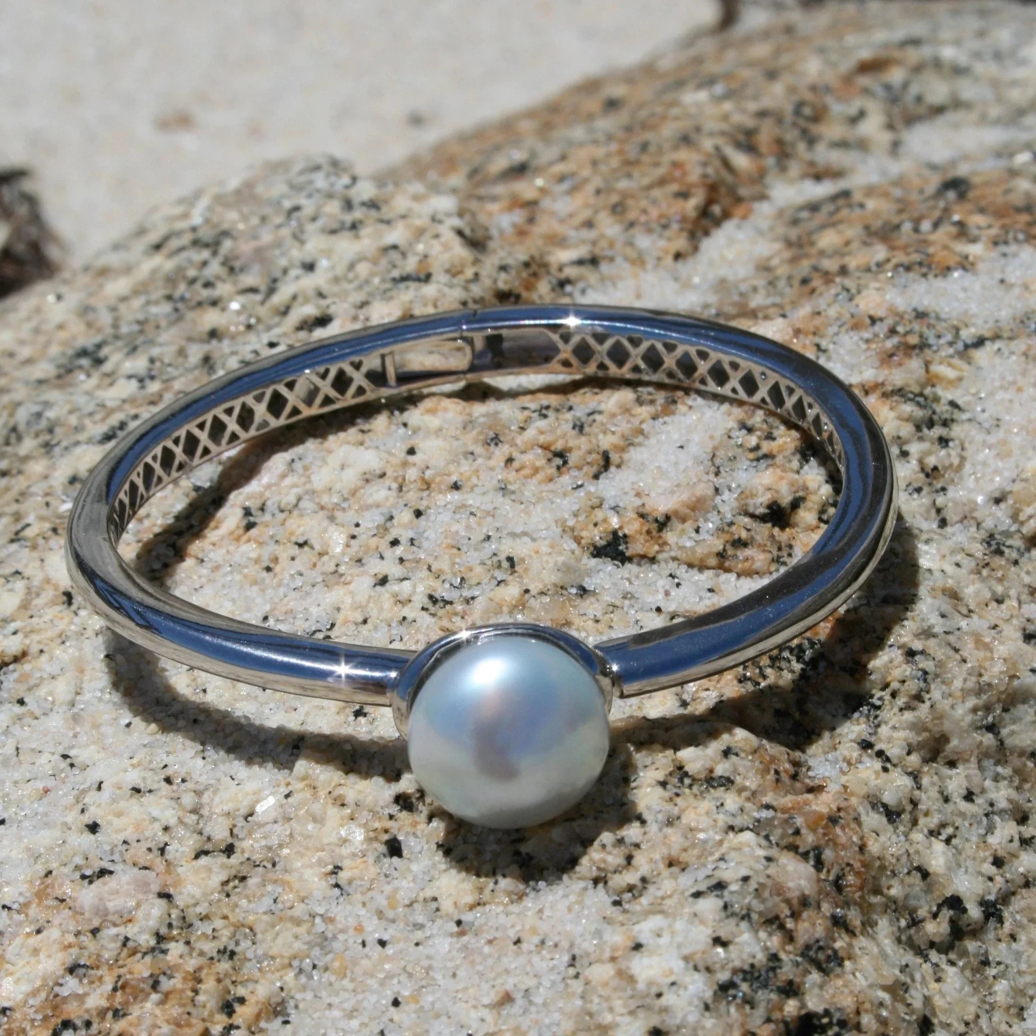 "Briana" Australian South Sea Pearl Bangle