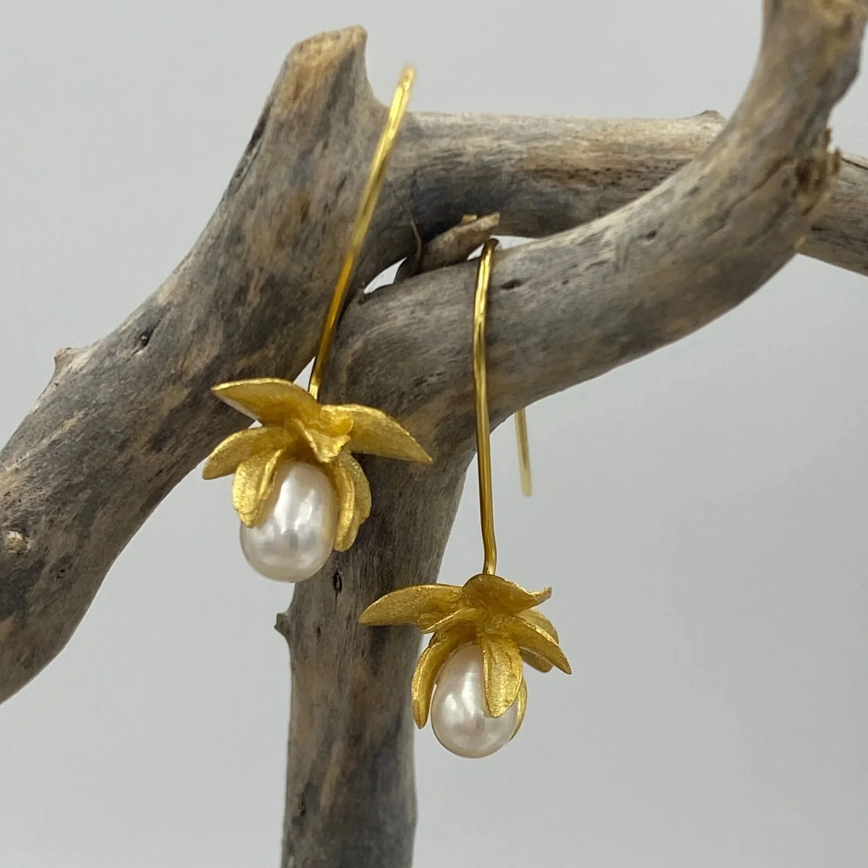 'Cymbidium orchid' Freshwater Pearl Earrings