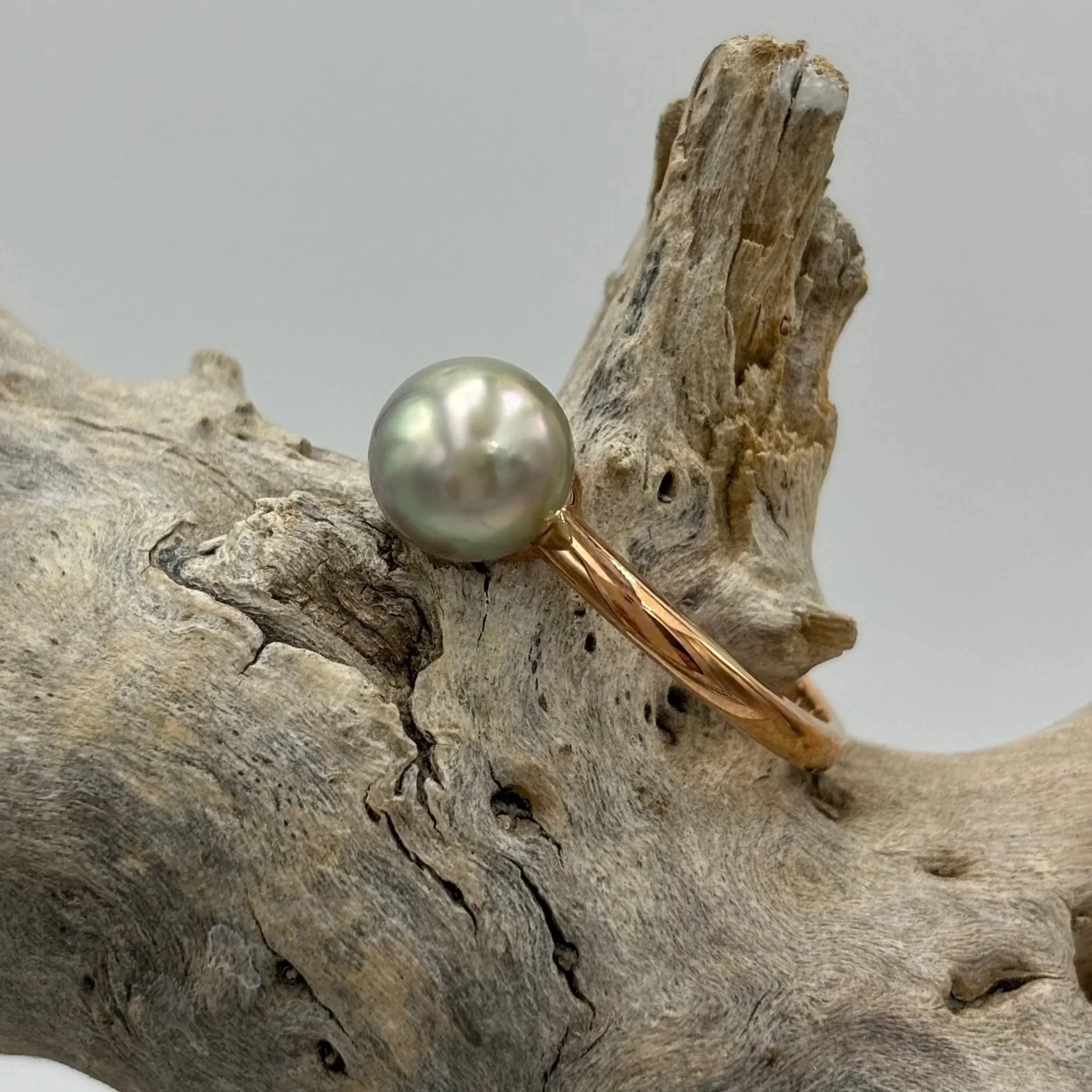Abrolhos Australian South Sea 'Keshi' Pearl Ring