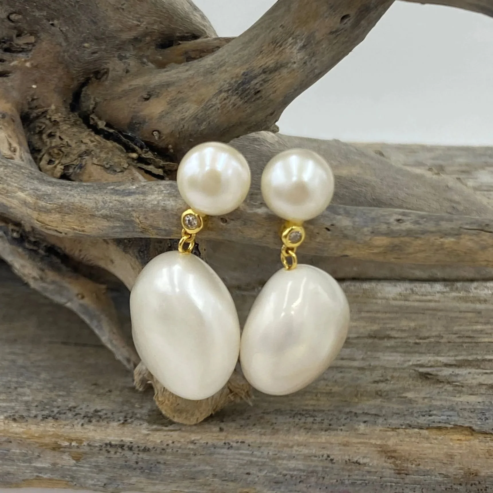 'Tully' Freshwater Pearl Stud style Earrings