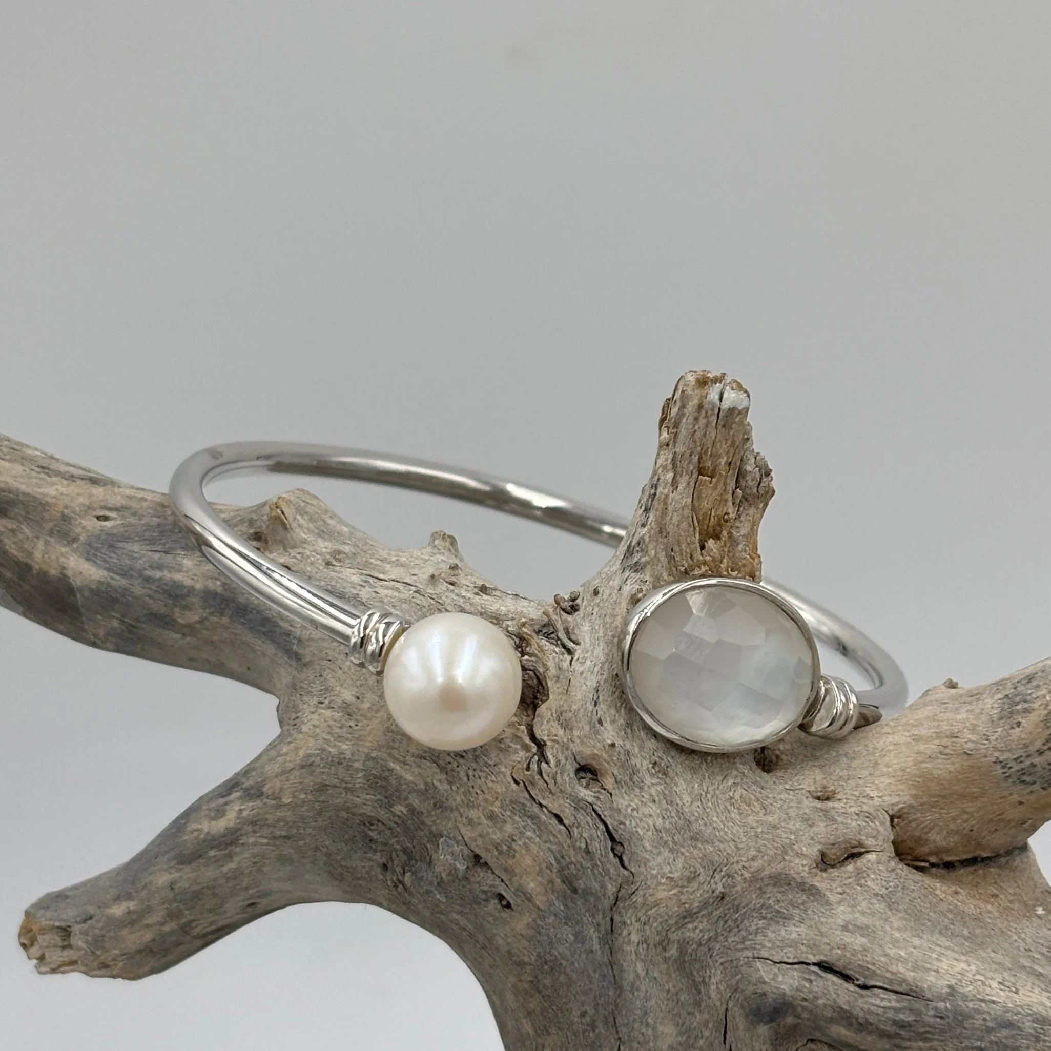 'Corina' Mother of Pearl and White Freshwater Pearl Bracelet