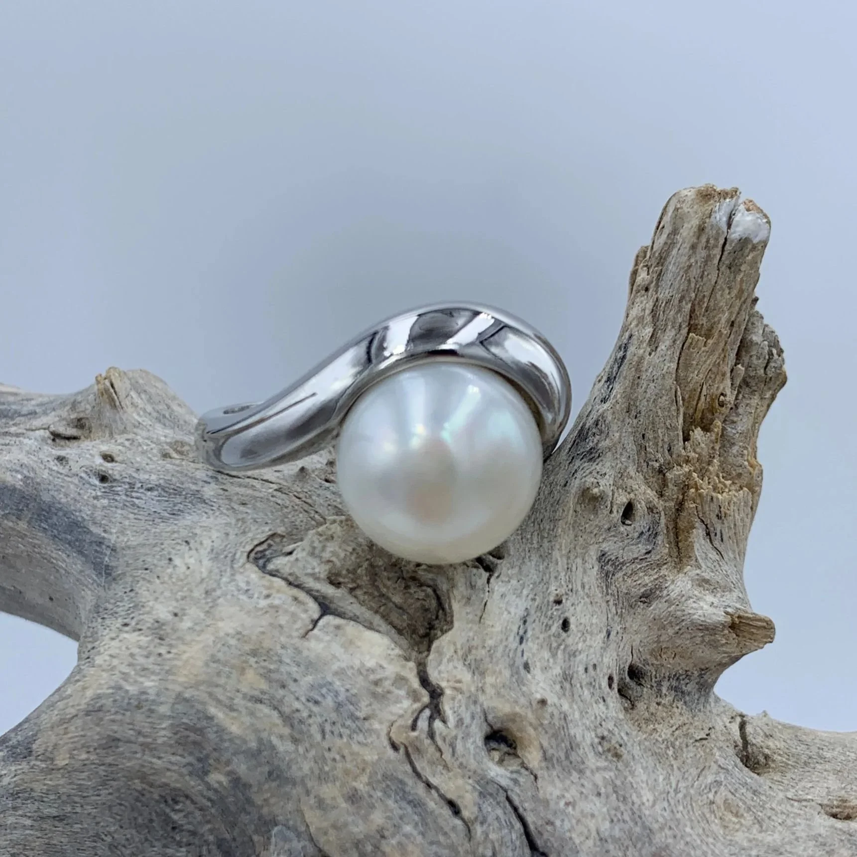 'Ollie' Freshwater Pearl Ring