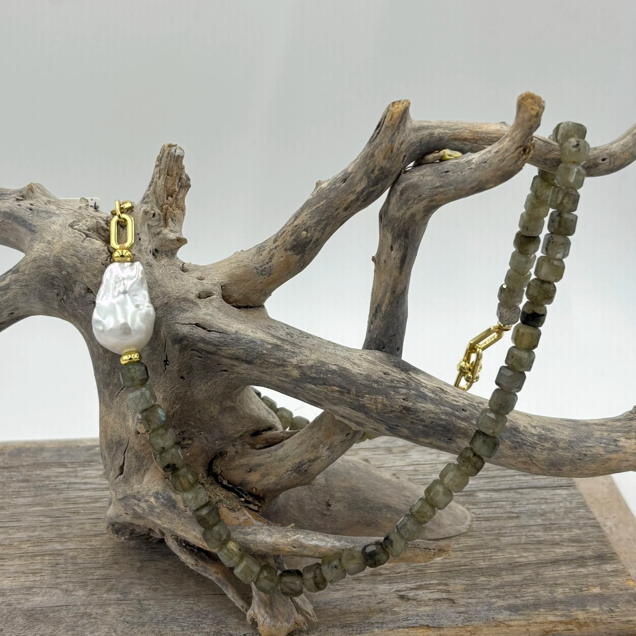 'Stormlight' Freshwater Pearl and Labradorite Necklace