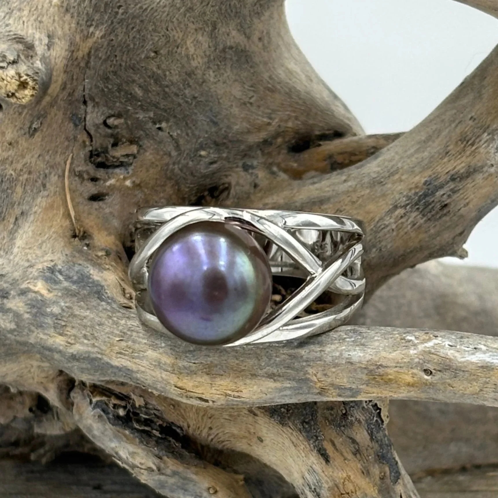 'Zara' Black Freshwater Pearl Ring