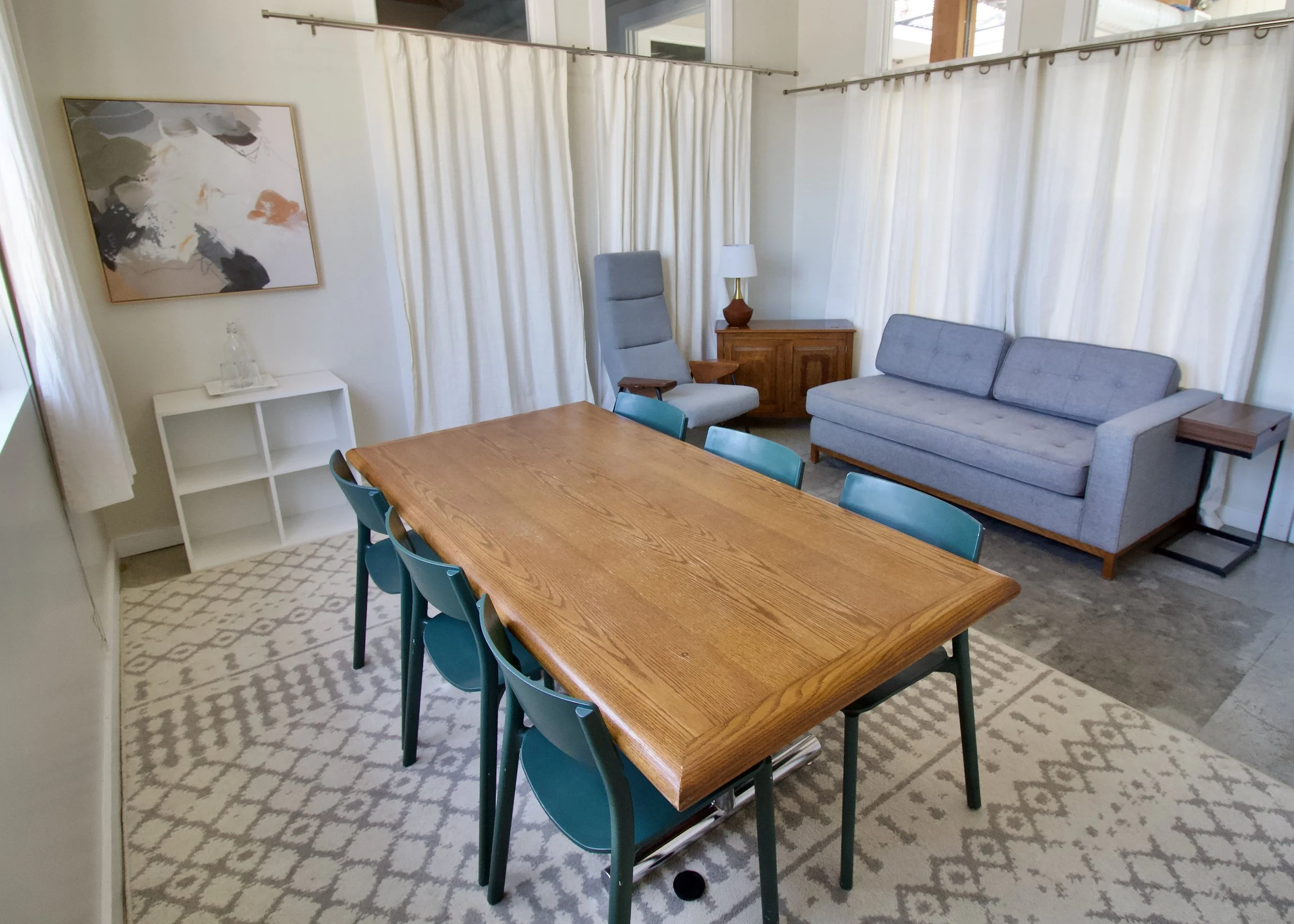 Rent a meeting room in vancouver