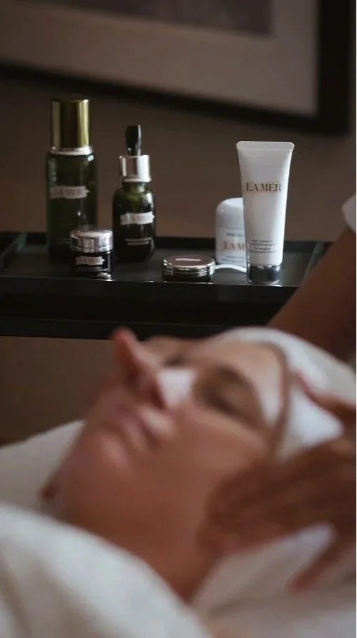 The La Mer Hydrating Facial