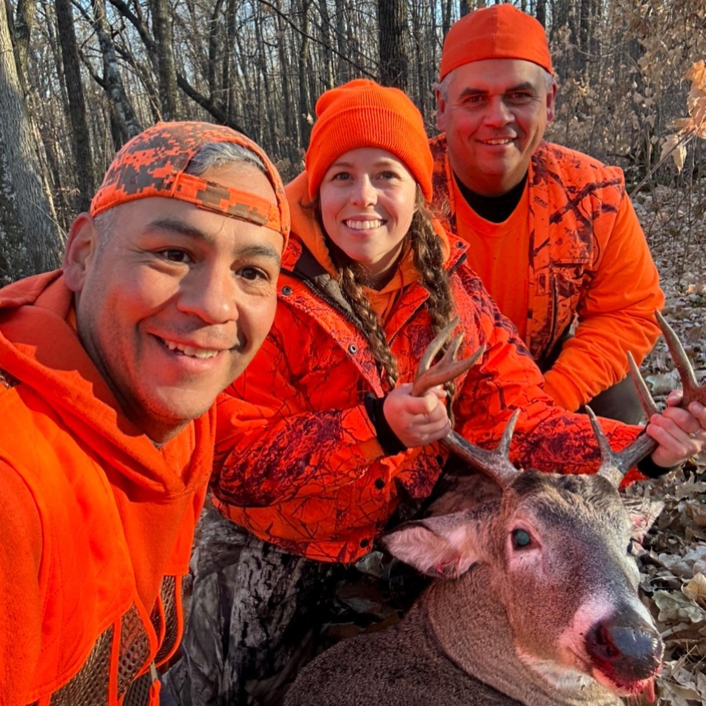 Mirandas 1st Buck - Selfie.jpg