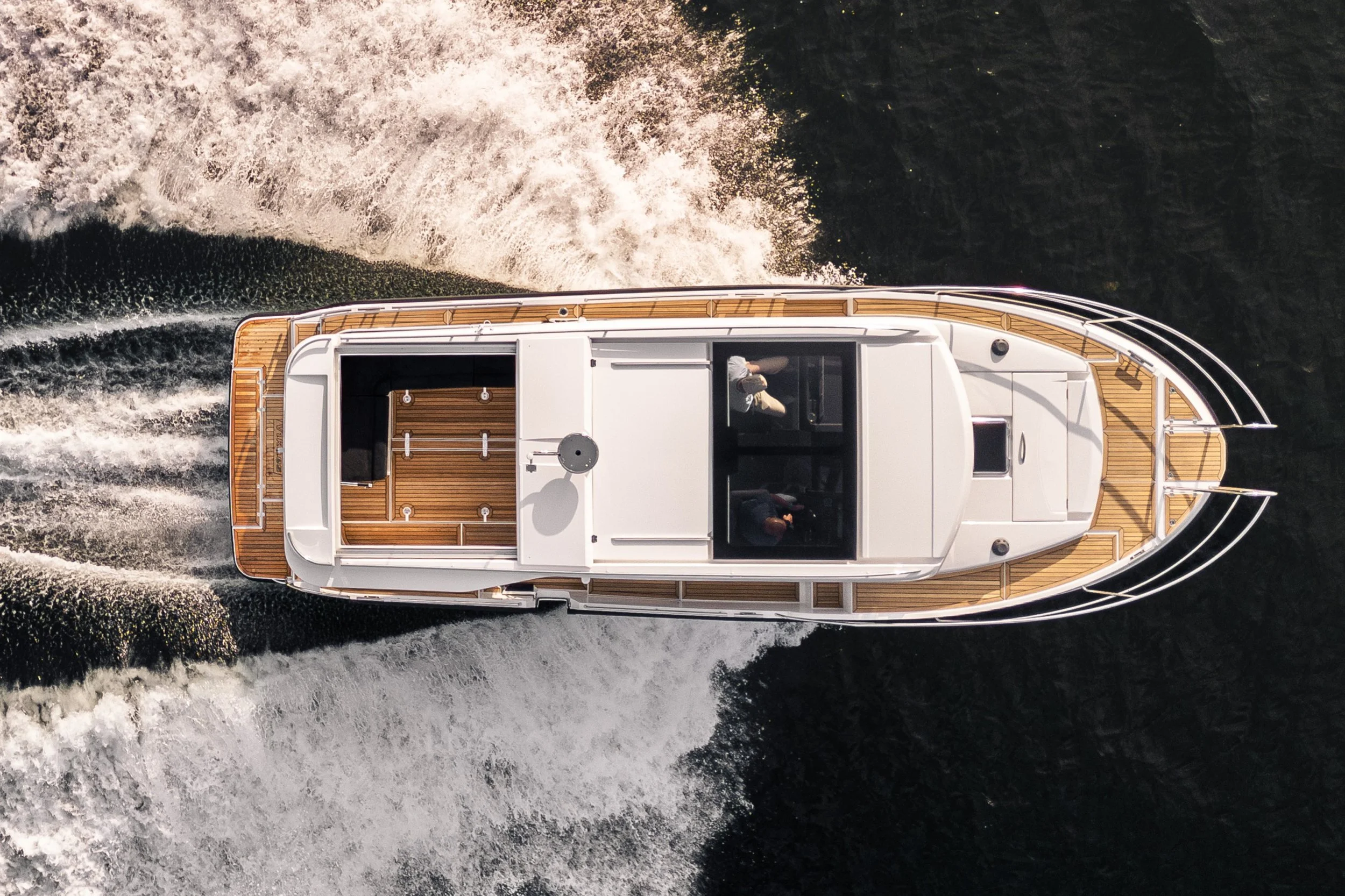 Viknes 10-0083-Enhanced-NR_cropped.JPG