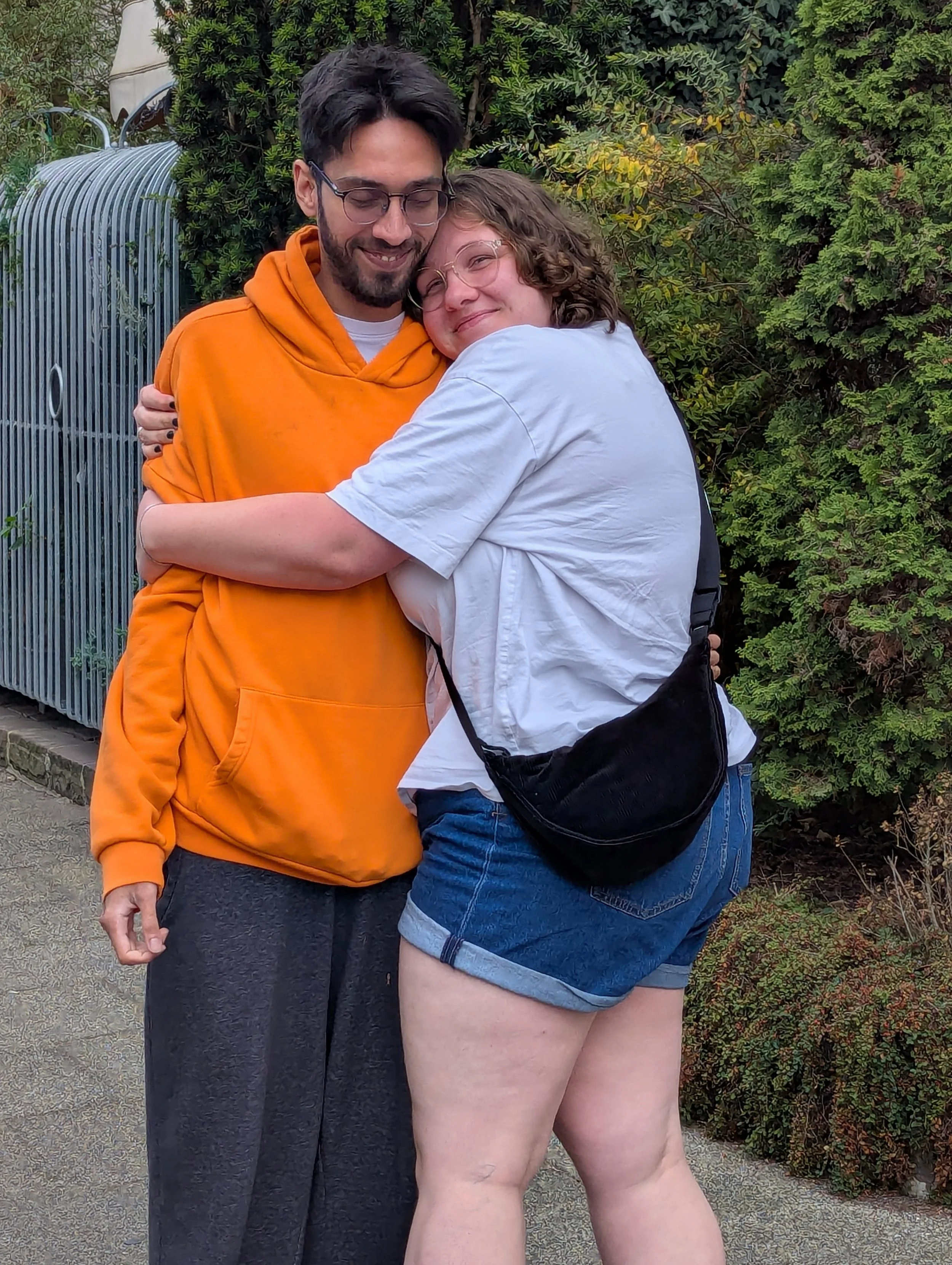 Zeyn and Zoe.jpg