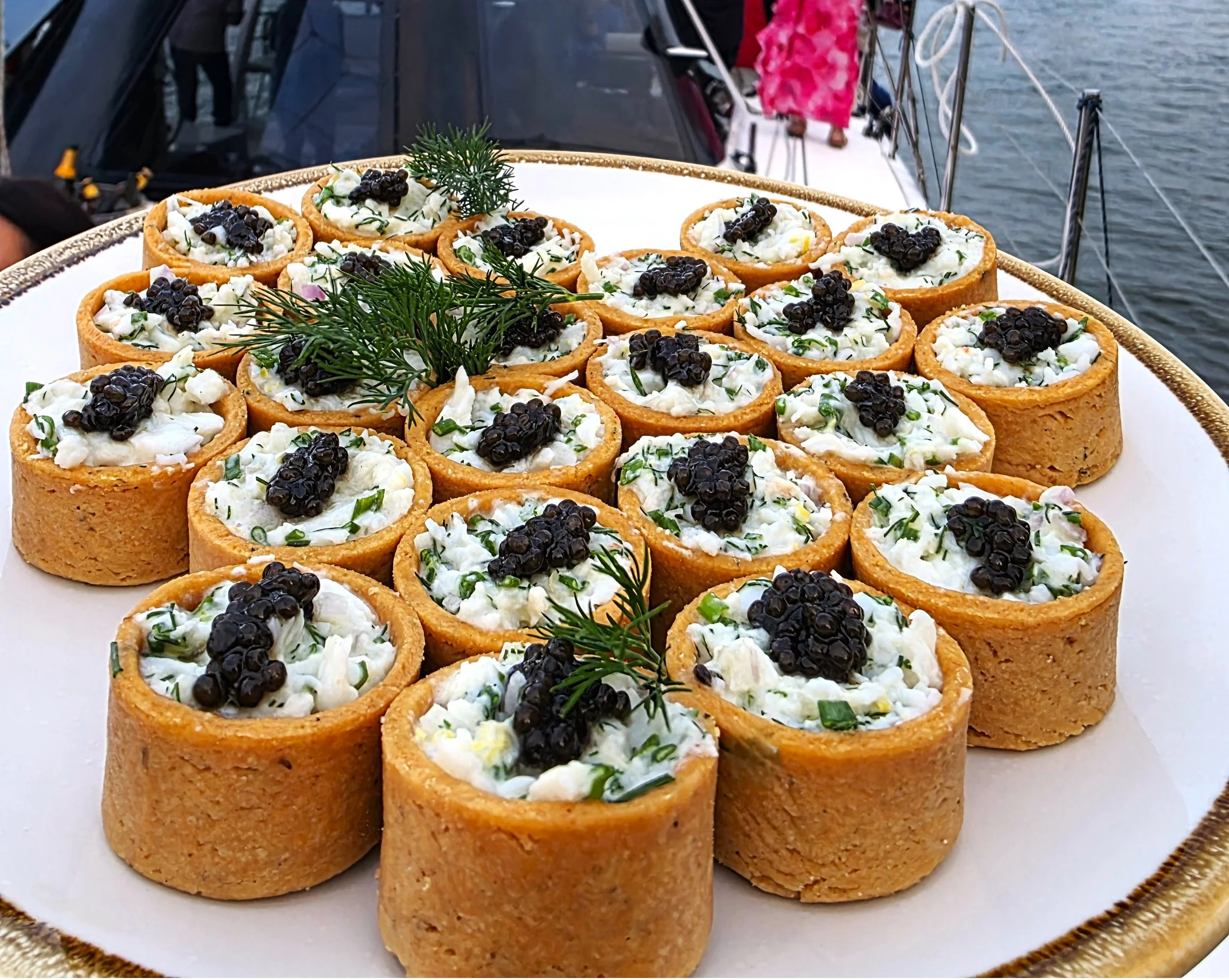 Crab and caviar tarts