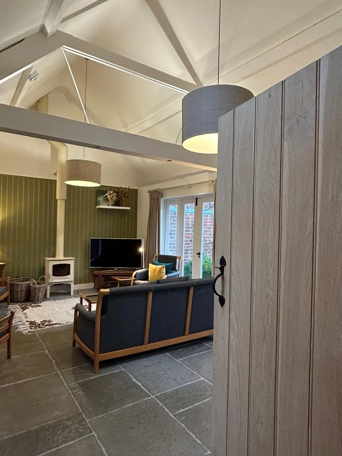 WhatsApp Image 2025-10-26 at 18.11.13 (1).jpeg