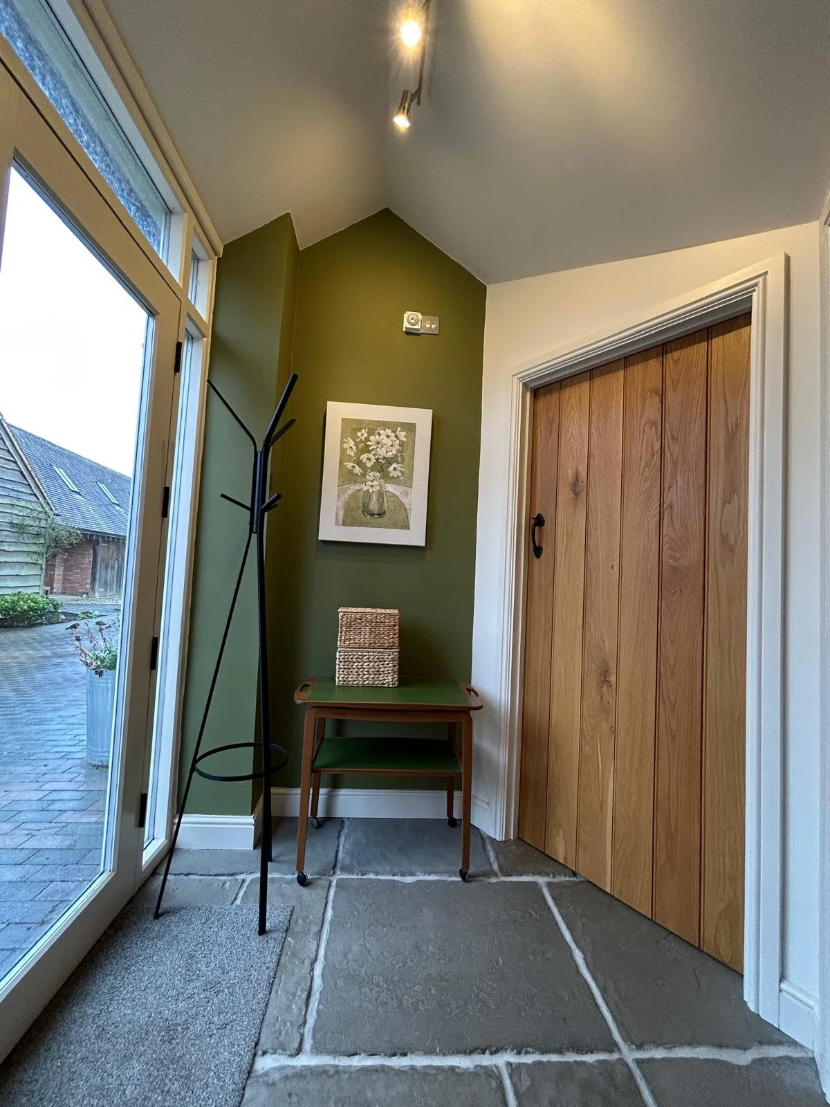 WhatsApp Image 2025-10-26 at 18.11.13 (10).jpeg